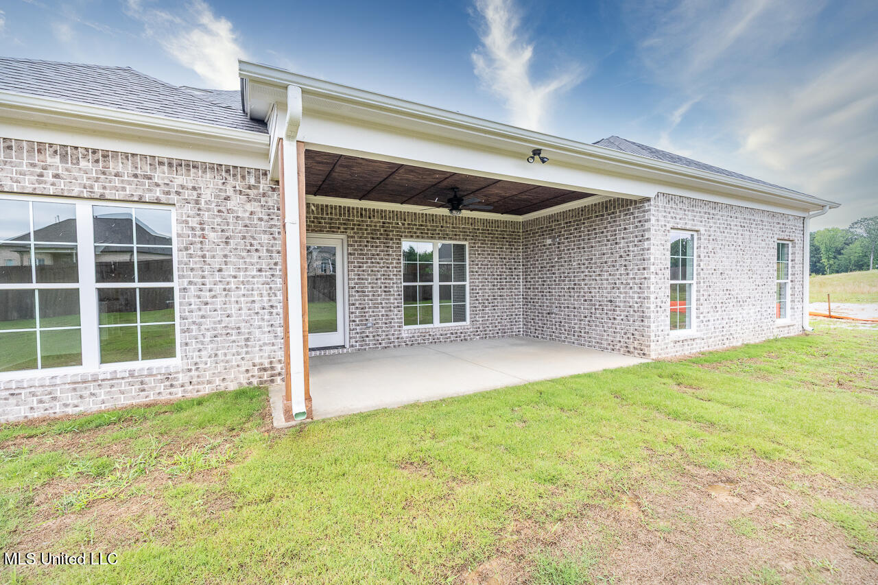 1419 Caroline Court, Hernando, Mississippi image 11