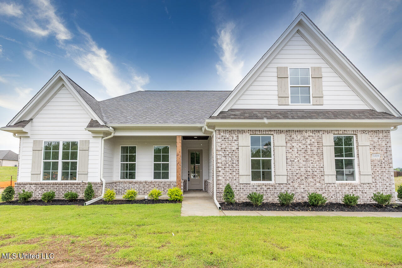 1419 Caroline Court, Hernando, Mississippi image 1