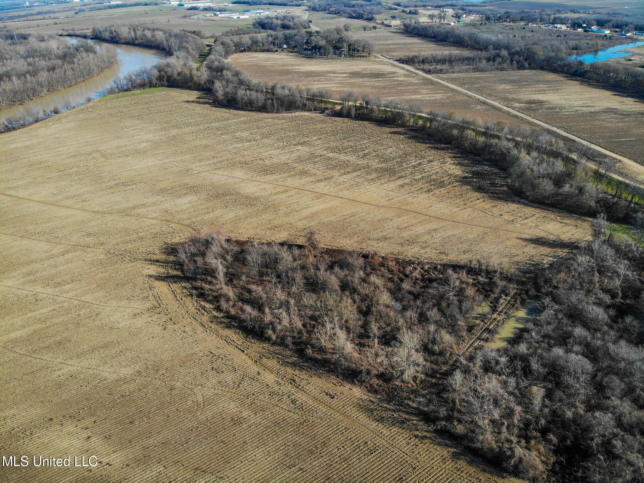 Buckeye Rd Road, Greenwood, Mississippi image 9