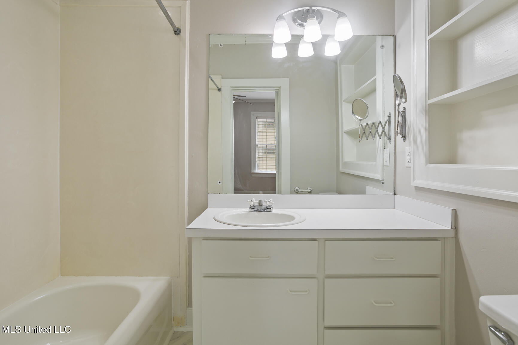 1816 Devine Street, Jackson, Mississippi image 29