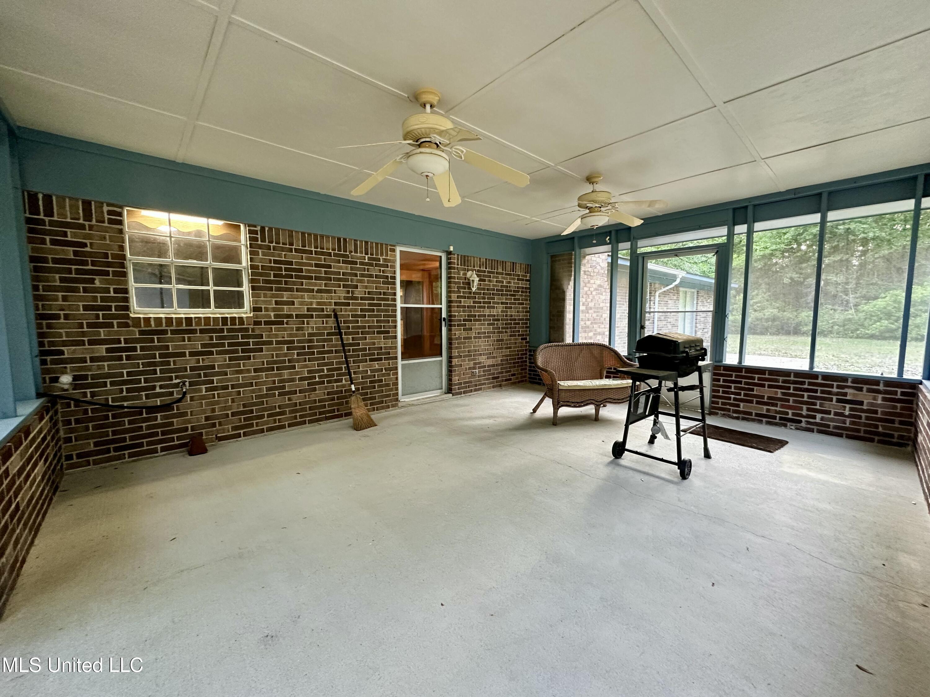 3427 Jr Davis Road, Moss Point, Mississippi image 40