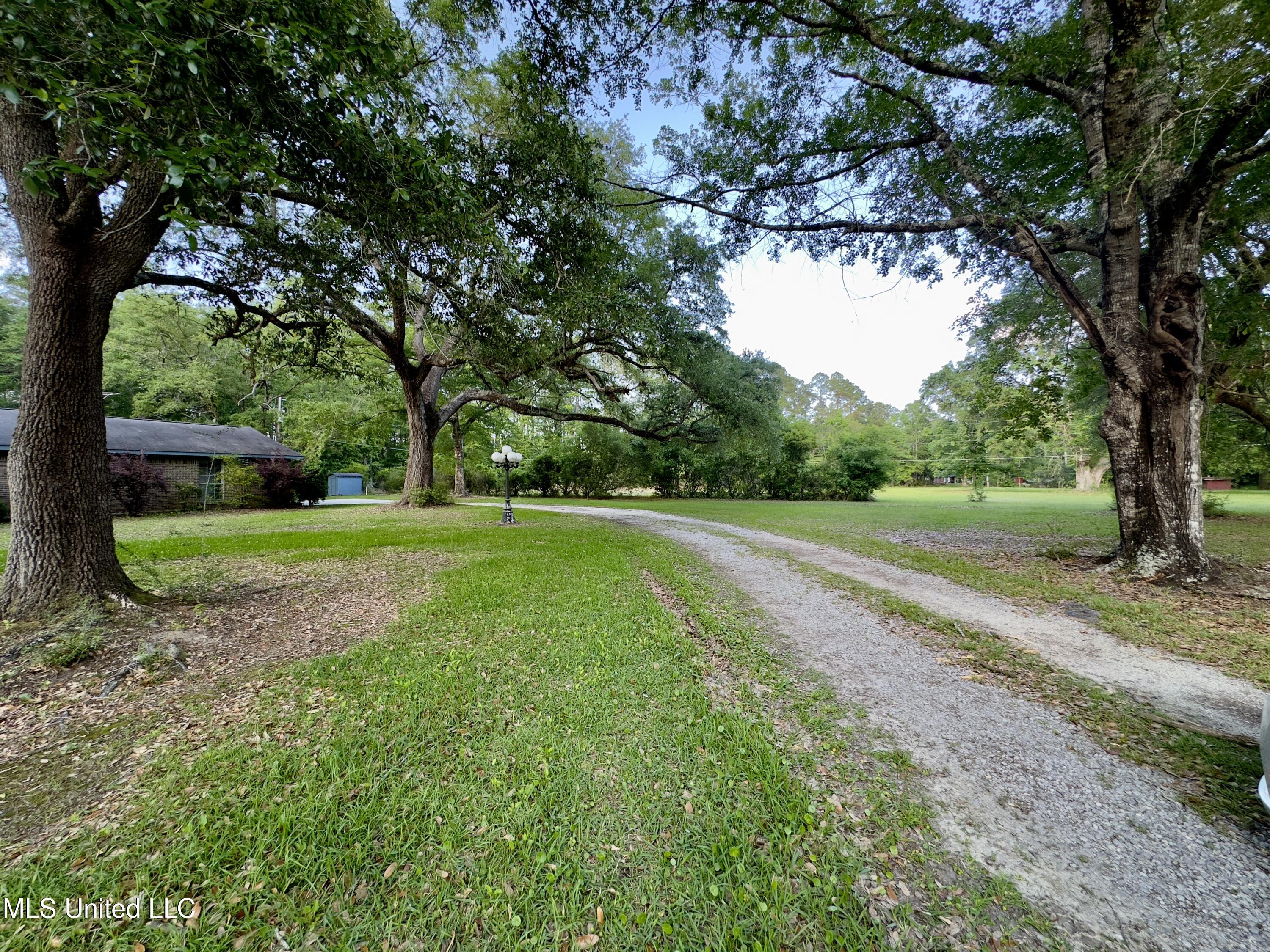 3427 Jr Davis Road, Moss Point, Mississippi image 43