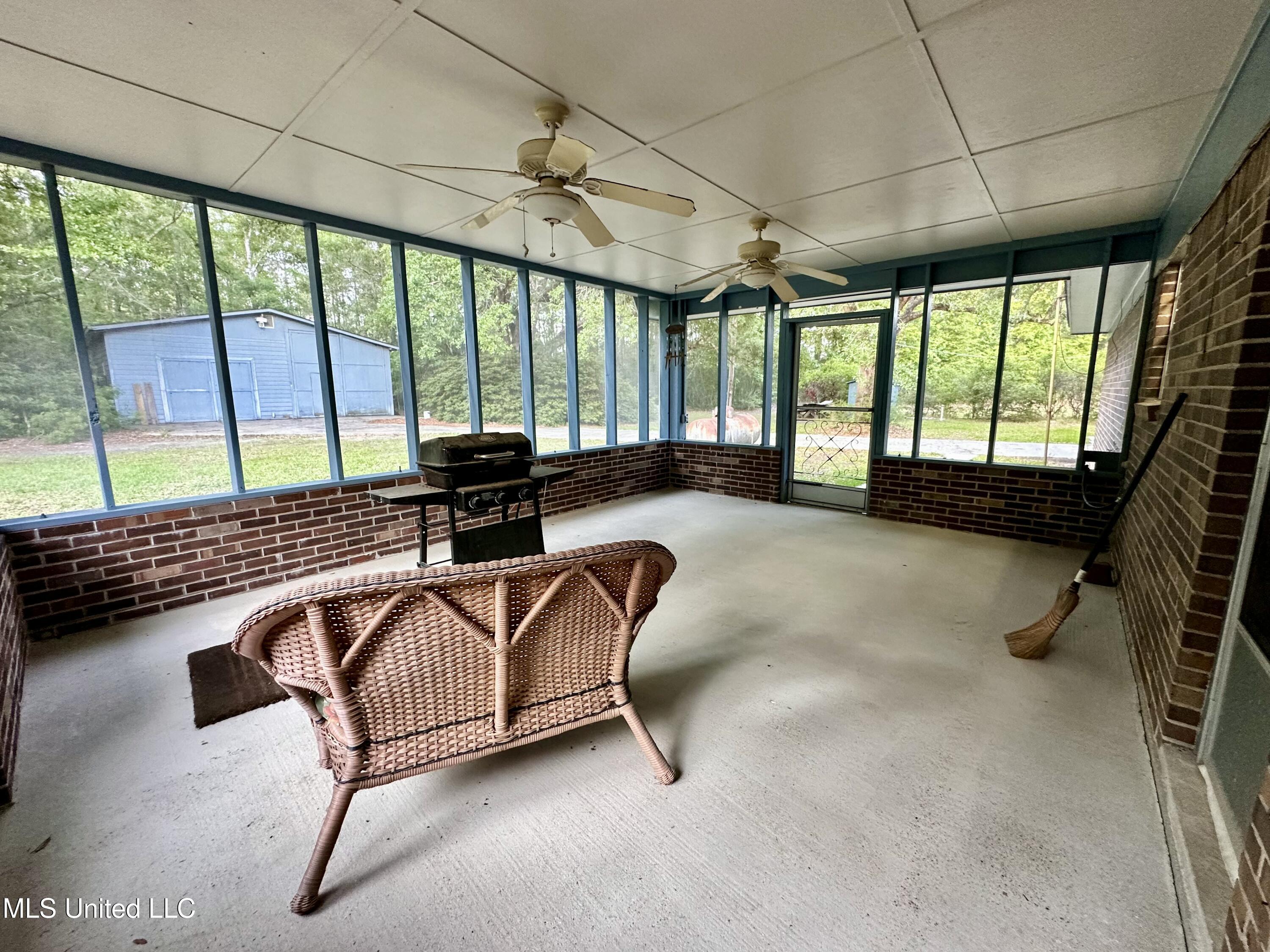 3427 Jr Davis Road, Moss Point, Mississippi image 41