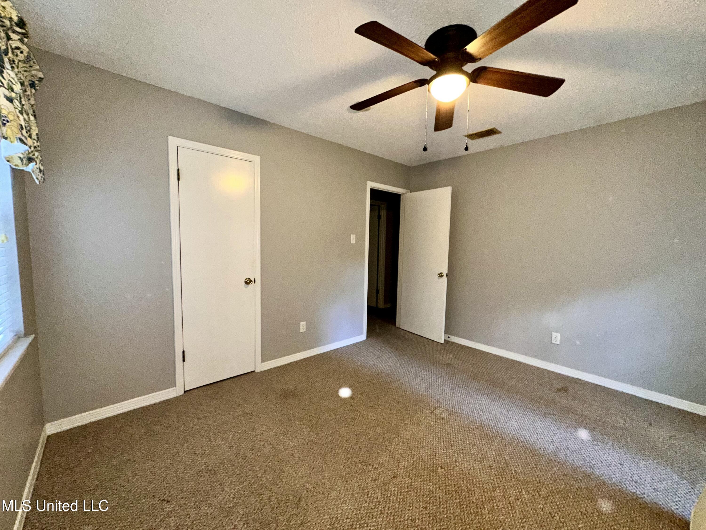 3427 Jr Davis Road, Moss Point, Mississippi image 33