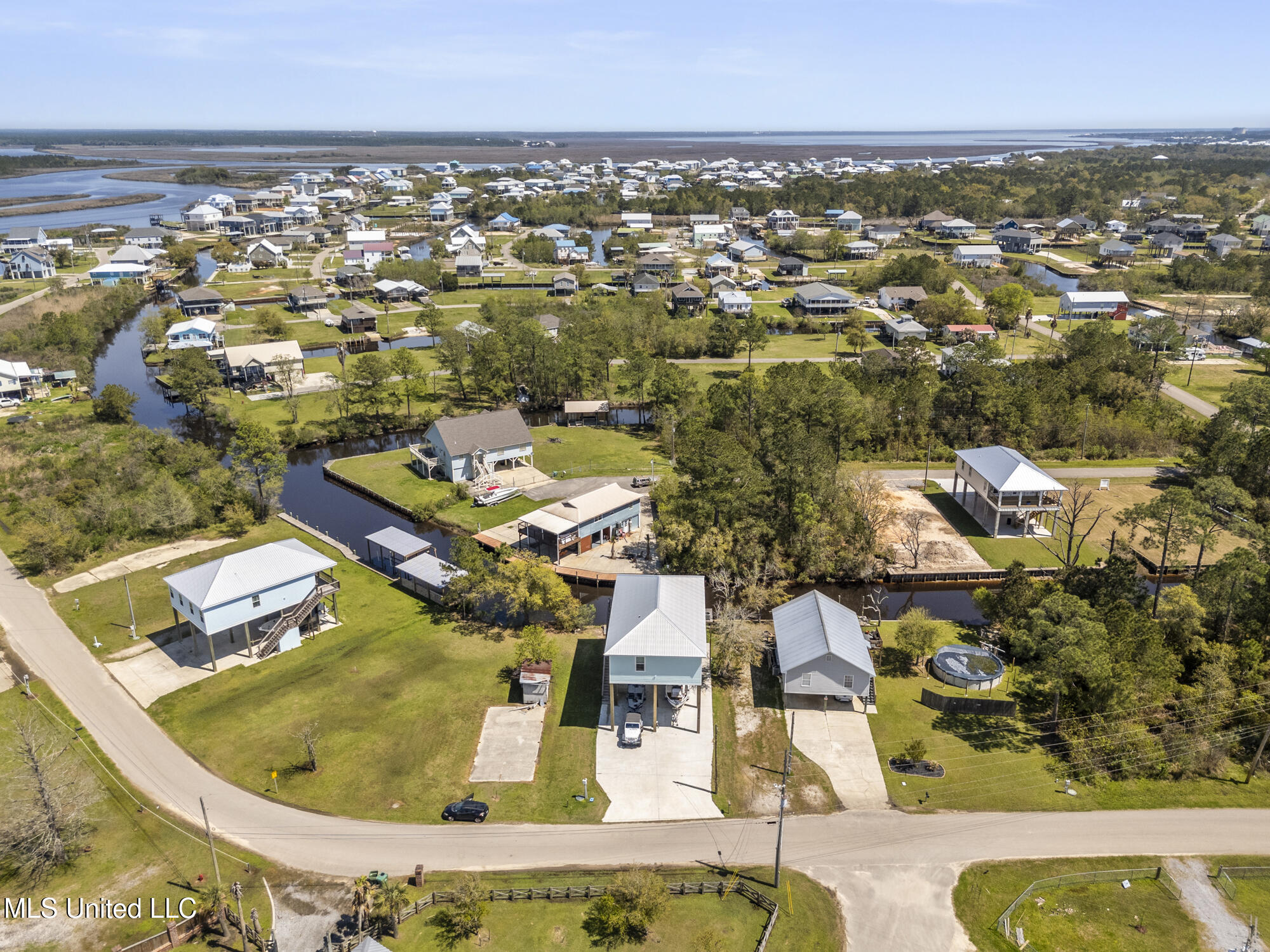 11178 Texas Street, Bay Saint Louis, Mississippi image 3