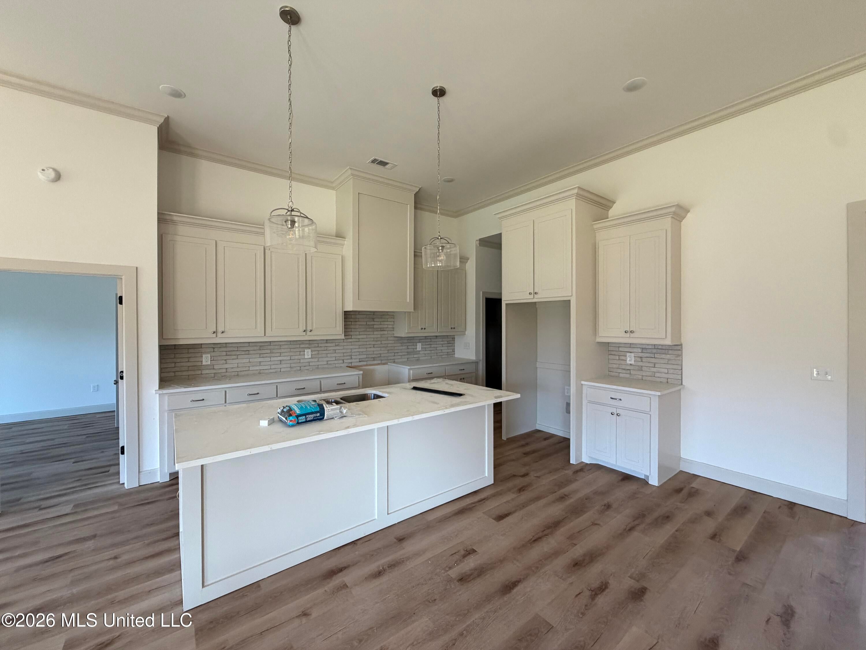 311 Brookfield Circle