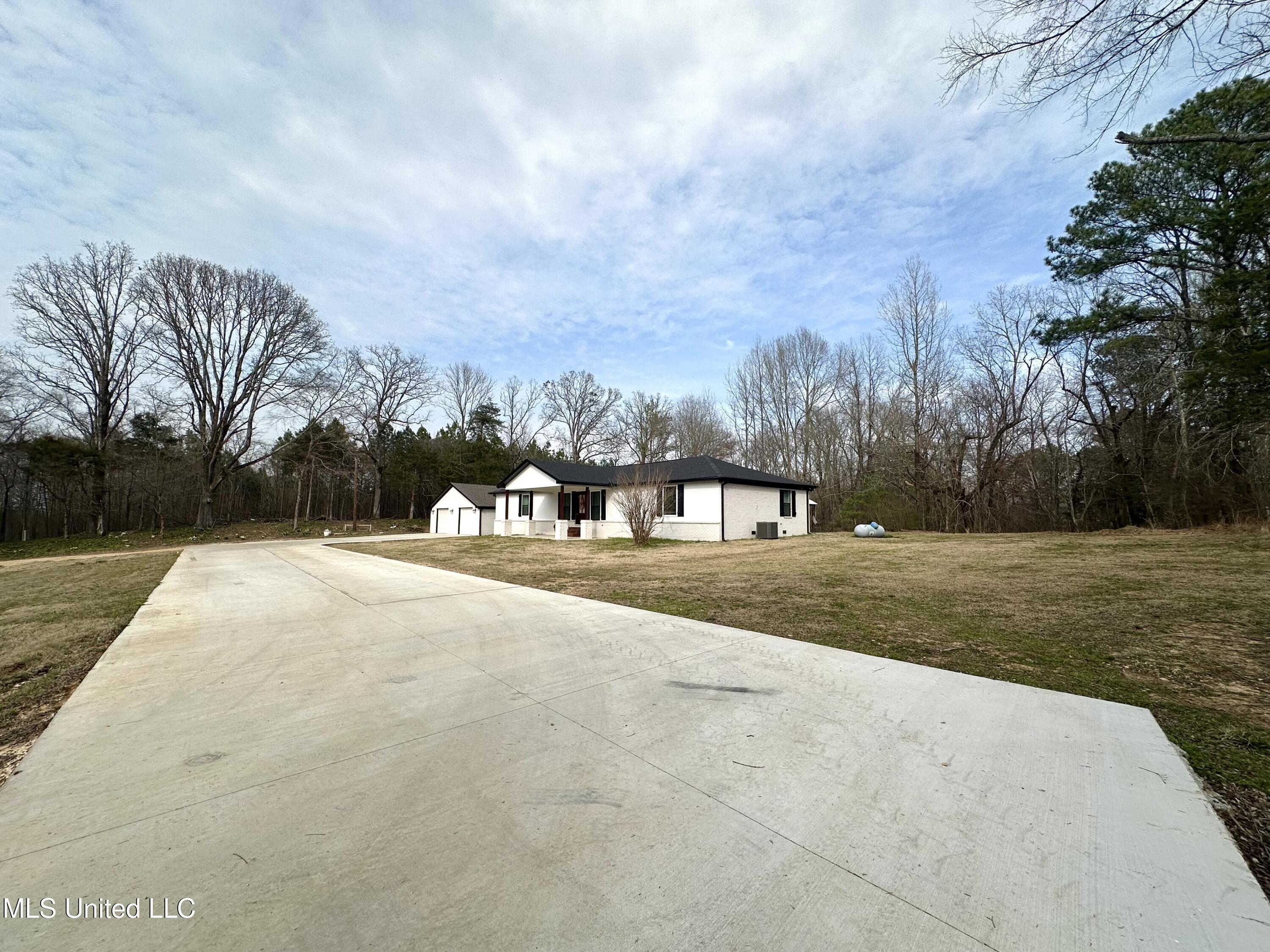 6596 Hwy 51, Pope, Mississippi image 3