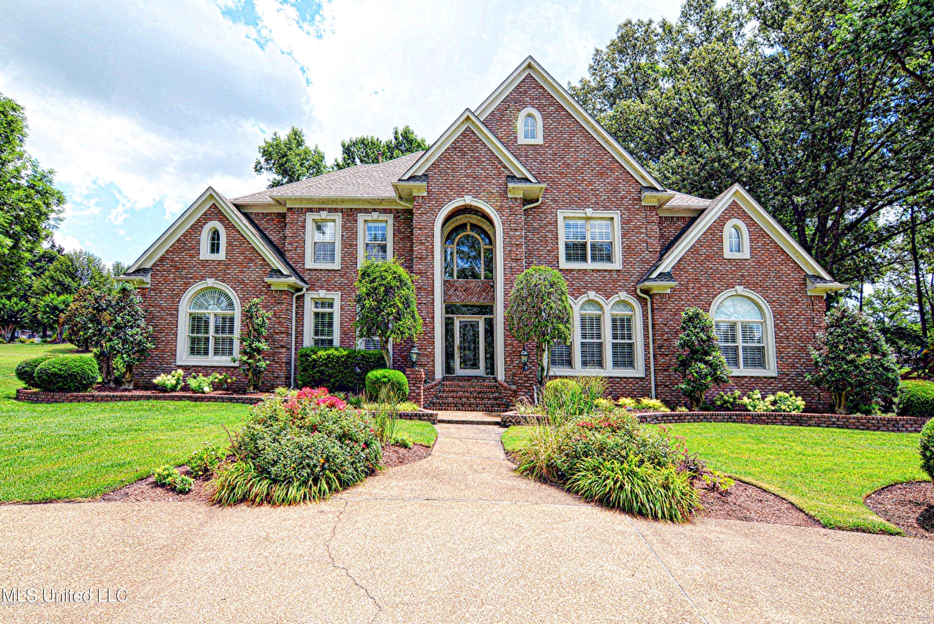 5138 St Andrews Cove, Olive Branch, Mississippi image 1