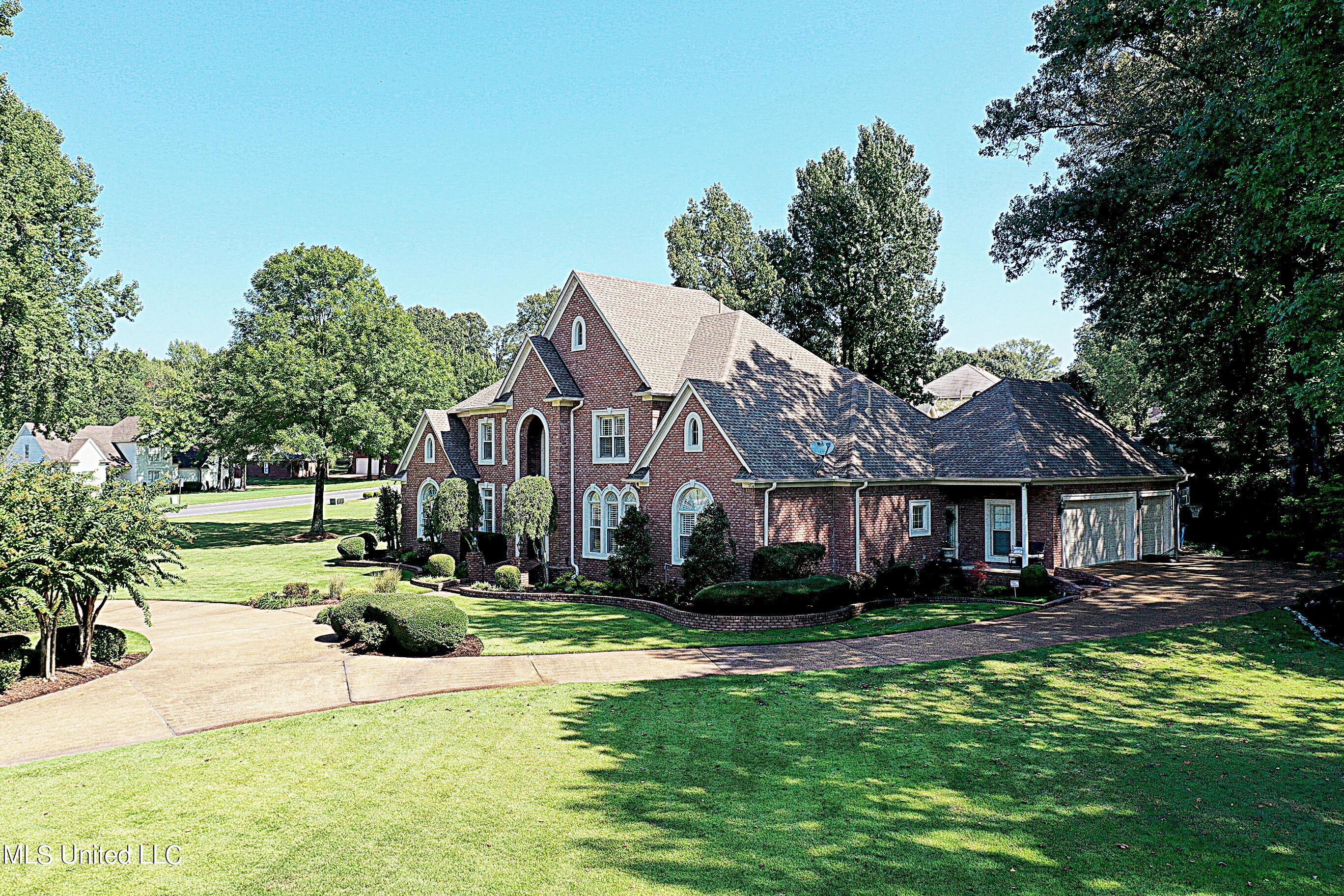 5138 St Andrews Cove, Olive Branch, Mississippi image 3