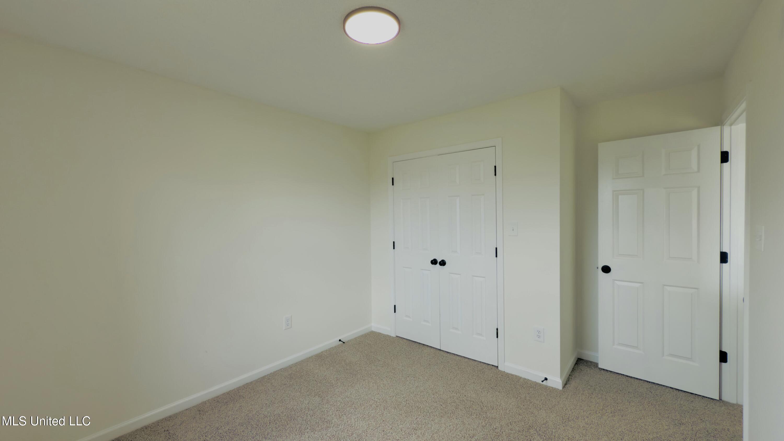 7343 Wendy Way, Walls, Mississippi image 21