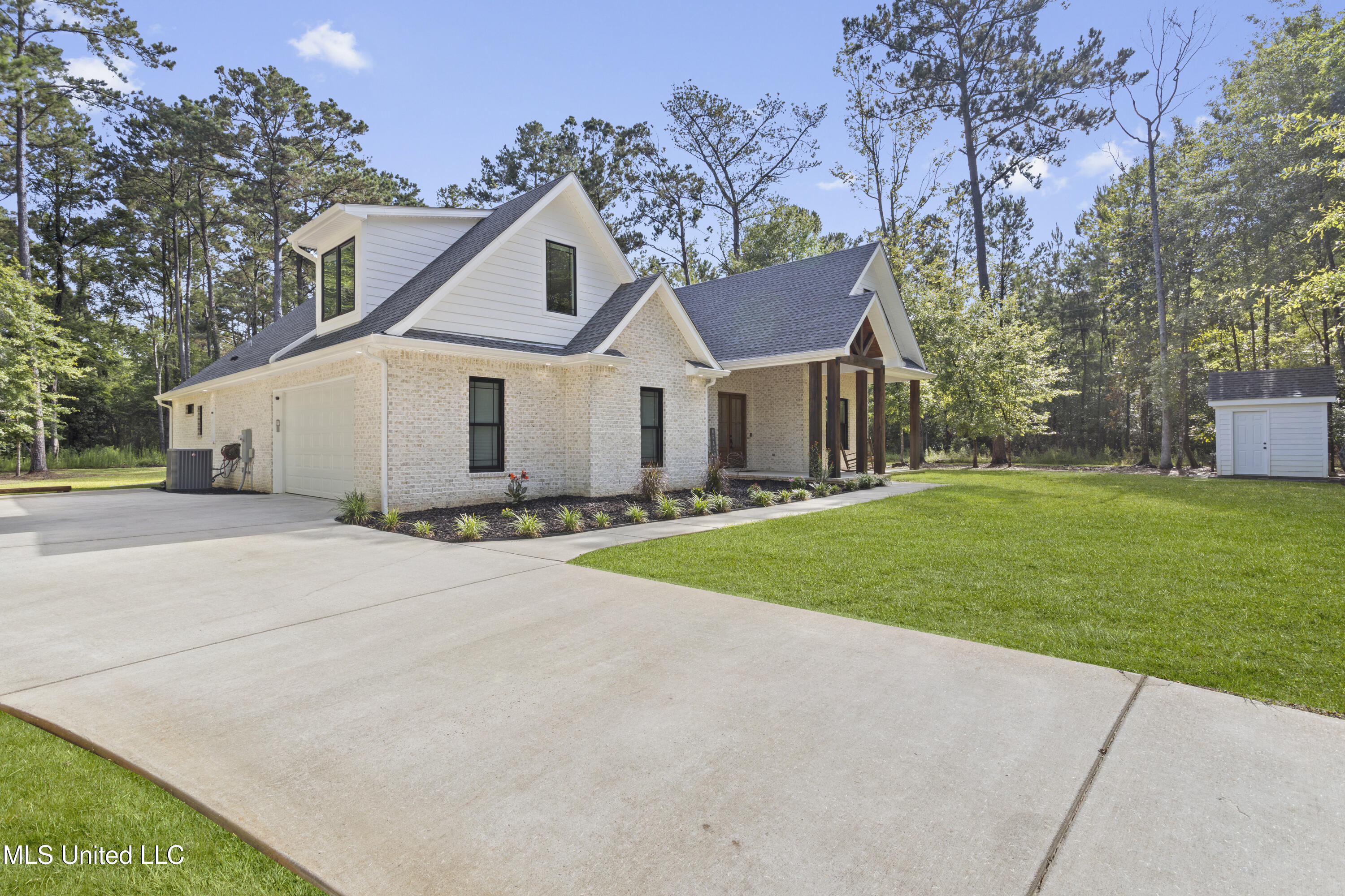 16825 Mcgregor Road, Vancleave, Mississippi image 3