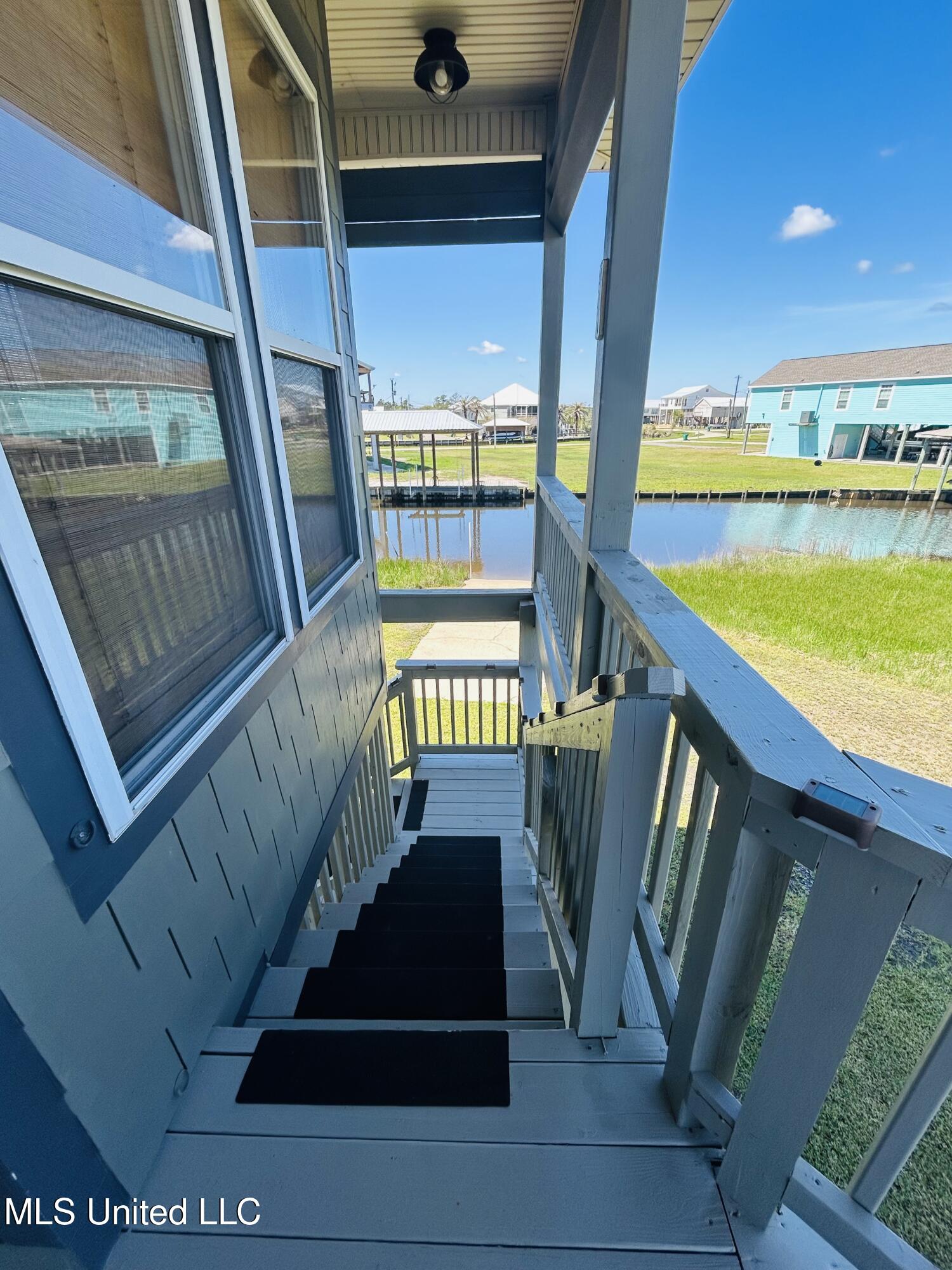 250 Tarpon Drive, Bay Saint Louis, Mississippi image 18