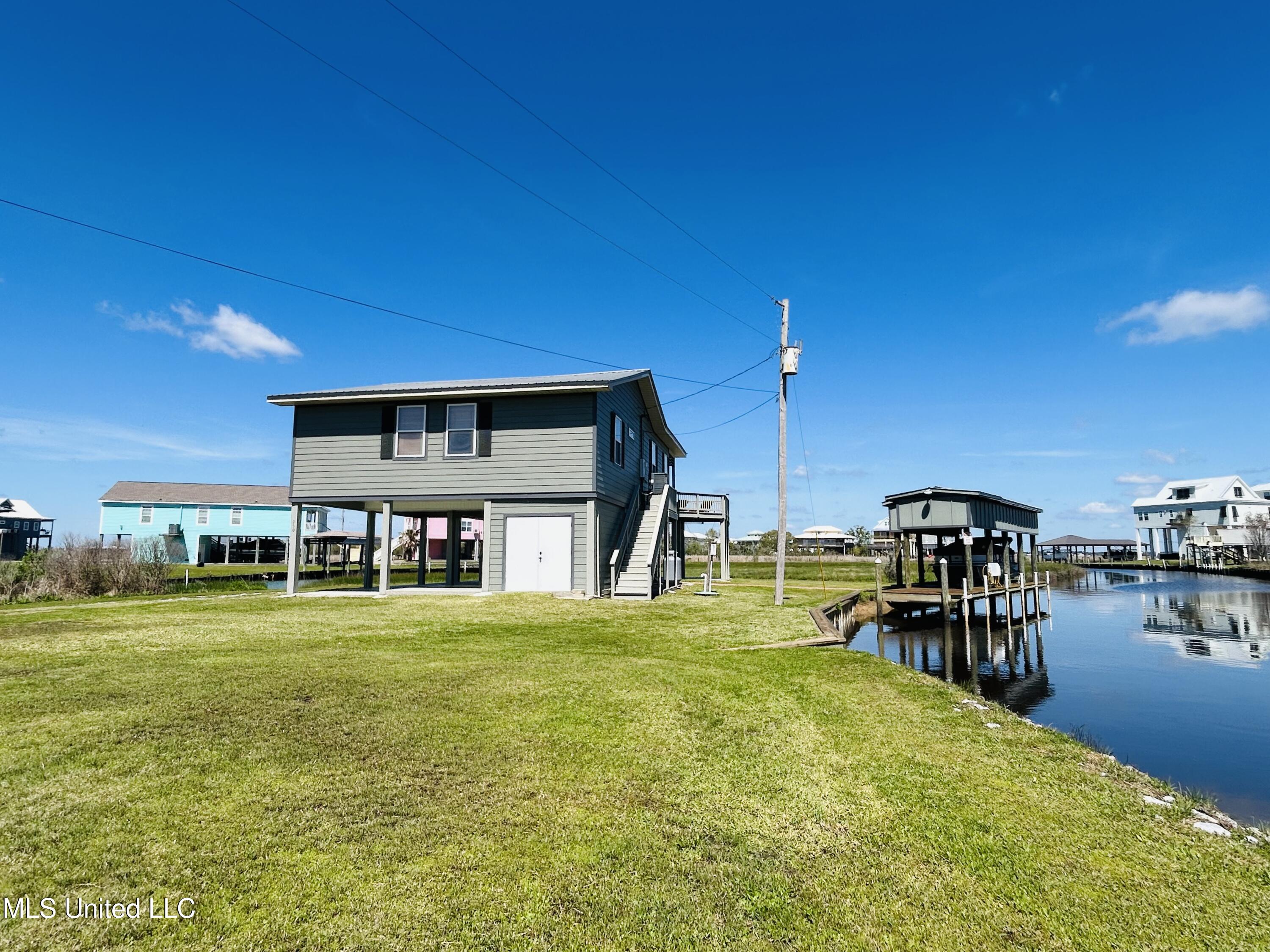 250 Tarpon Drive, Bay Saint Louis, Mississippi image 14