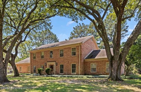 Homes For Sale - 101 Olympia Fields Flds<br/> Jackson, MS 39211