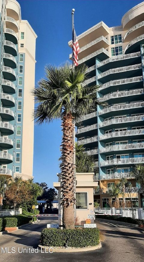 Condominium in Gulfport MS 2228 Beach Drive.jpg