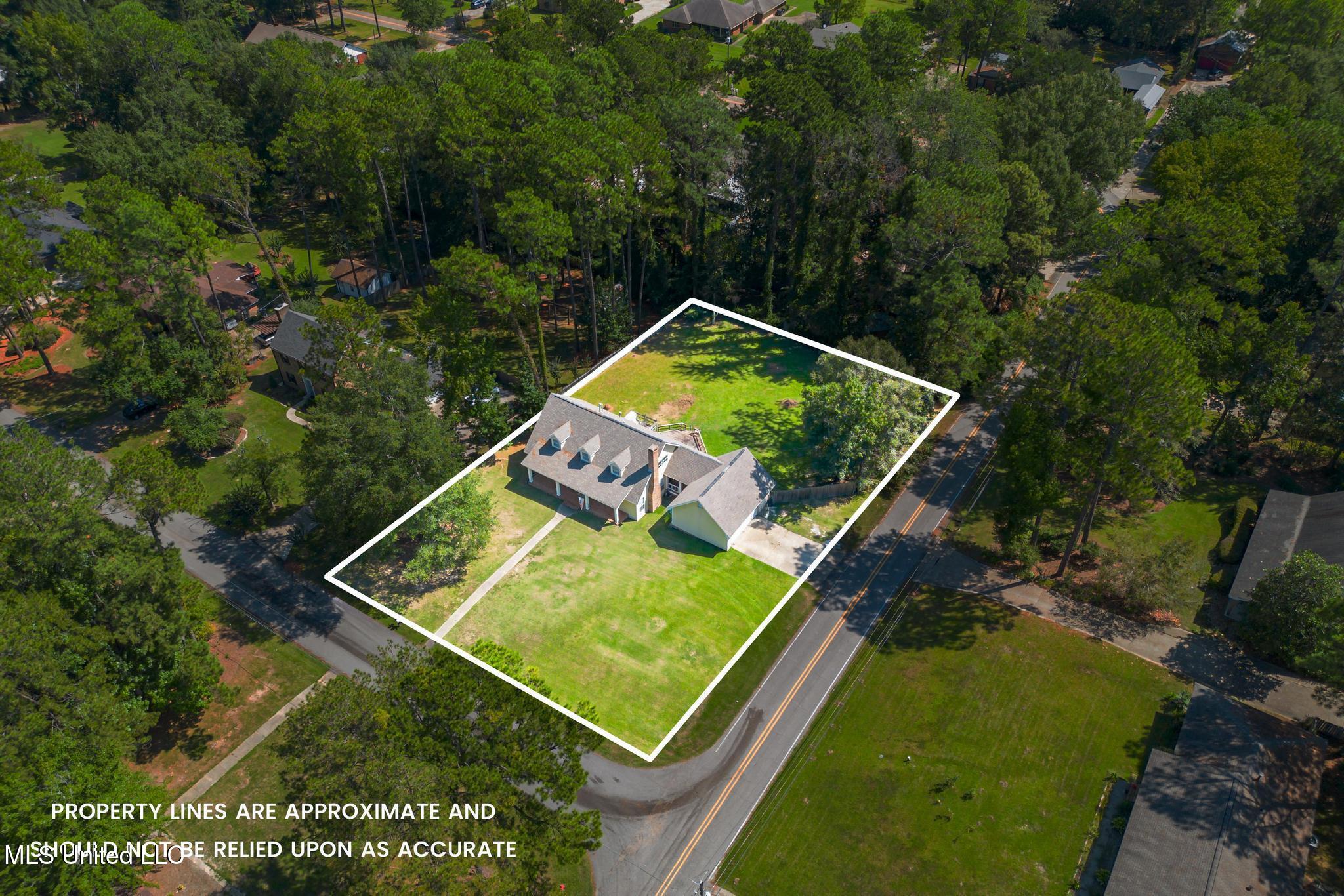 101 Pinewood Drive, Hattiesburg, Mississippi image 4