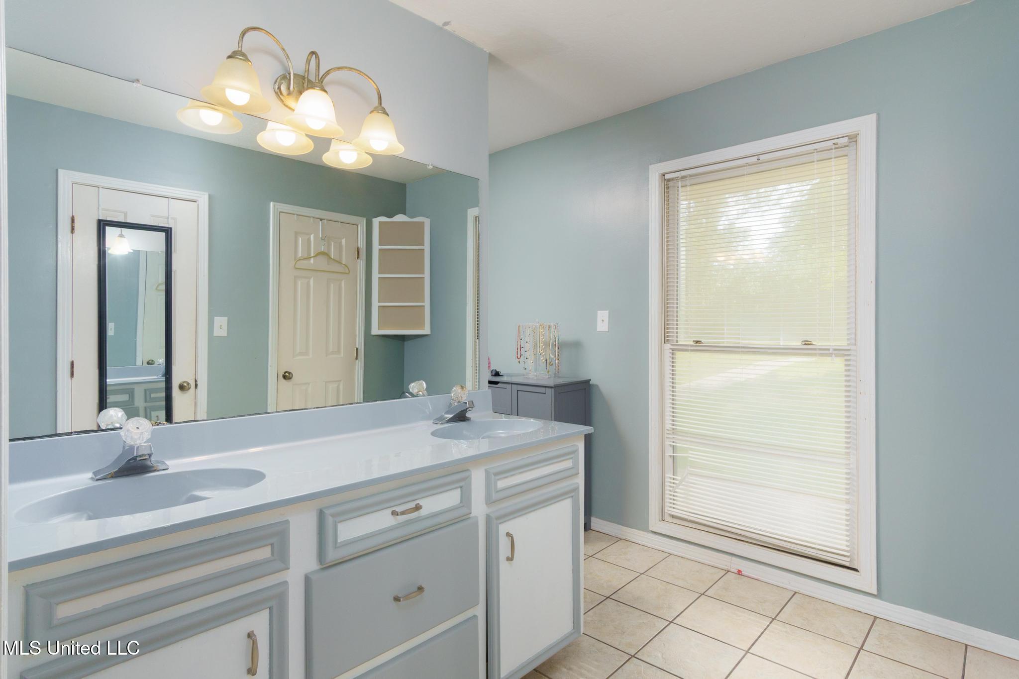 101 Pinewood Drive, Hattiesburg, Mississippi image 15