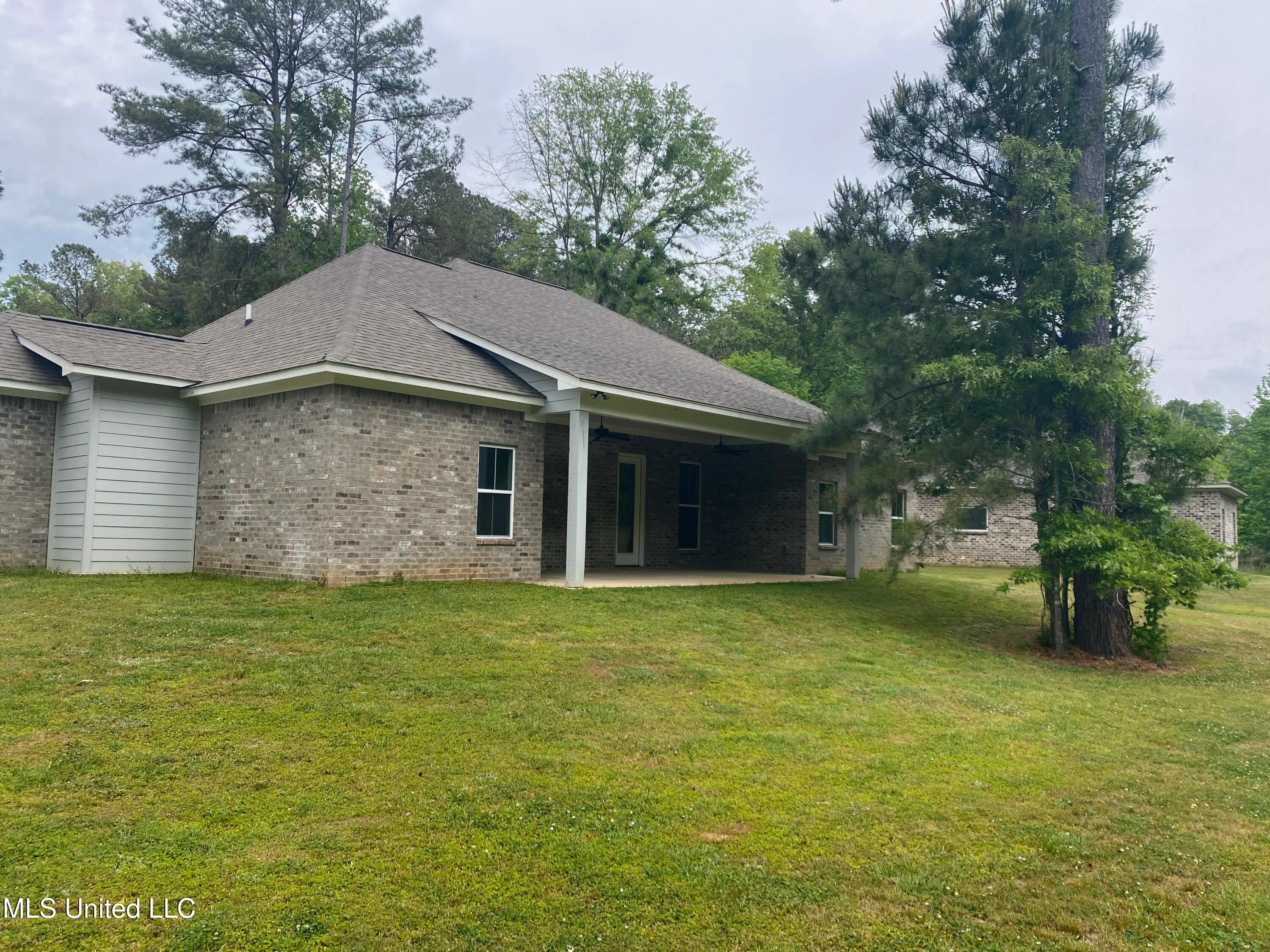 129 Salus Bend, Clinton, Mississippi image 18