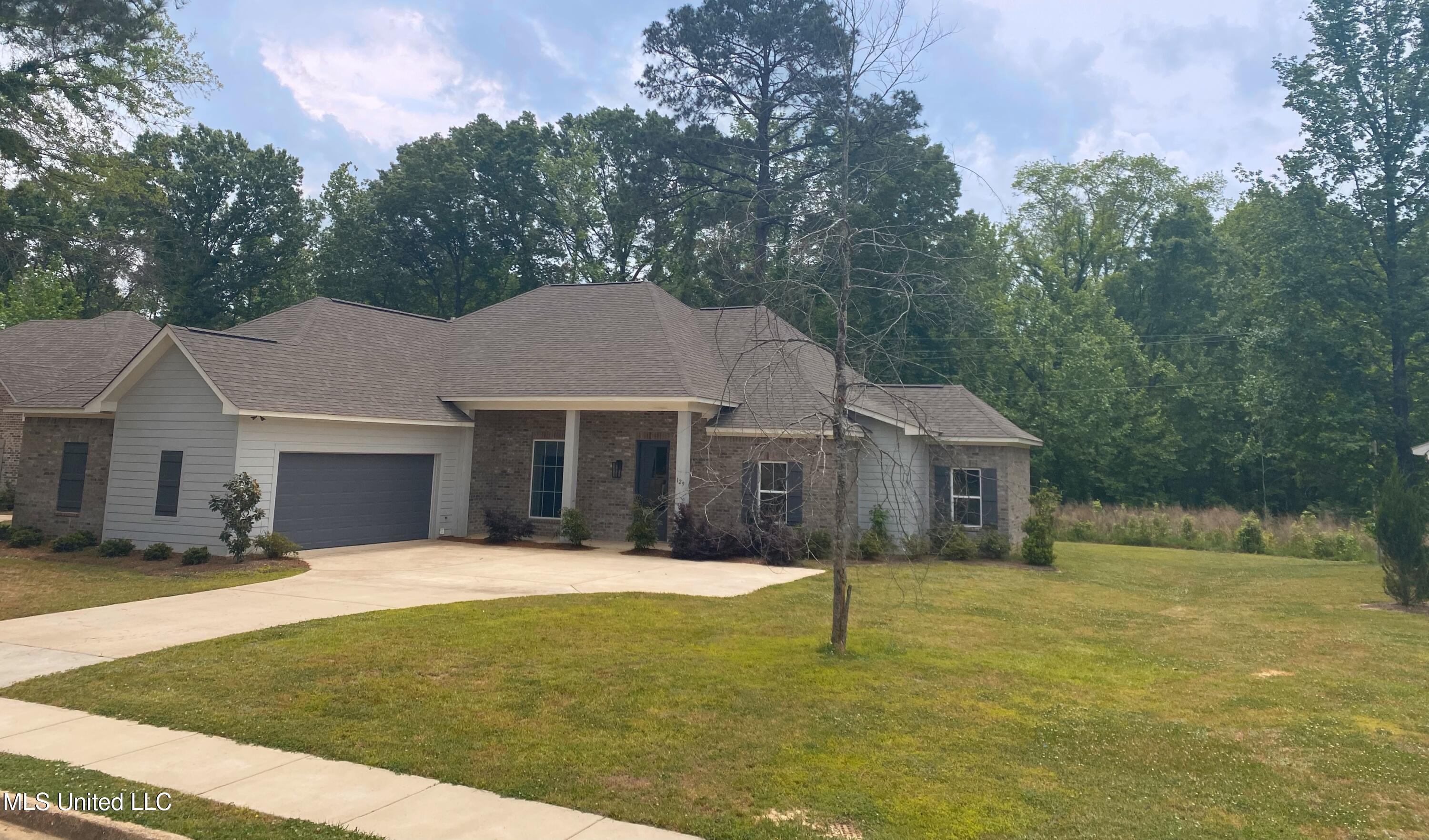 129 Salus Bend, Clinton, Mississippi image 2