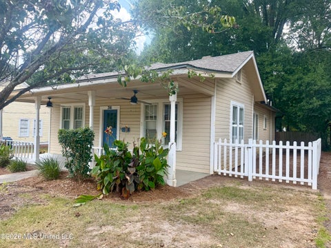 Homes For Sale - 316 Becker Street<br/> Brookhaven, MS 39601