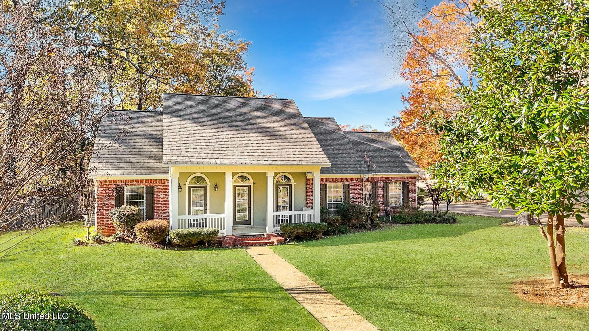 3053 Windwood Circle, Flowood, Mississippi image 1