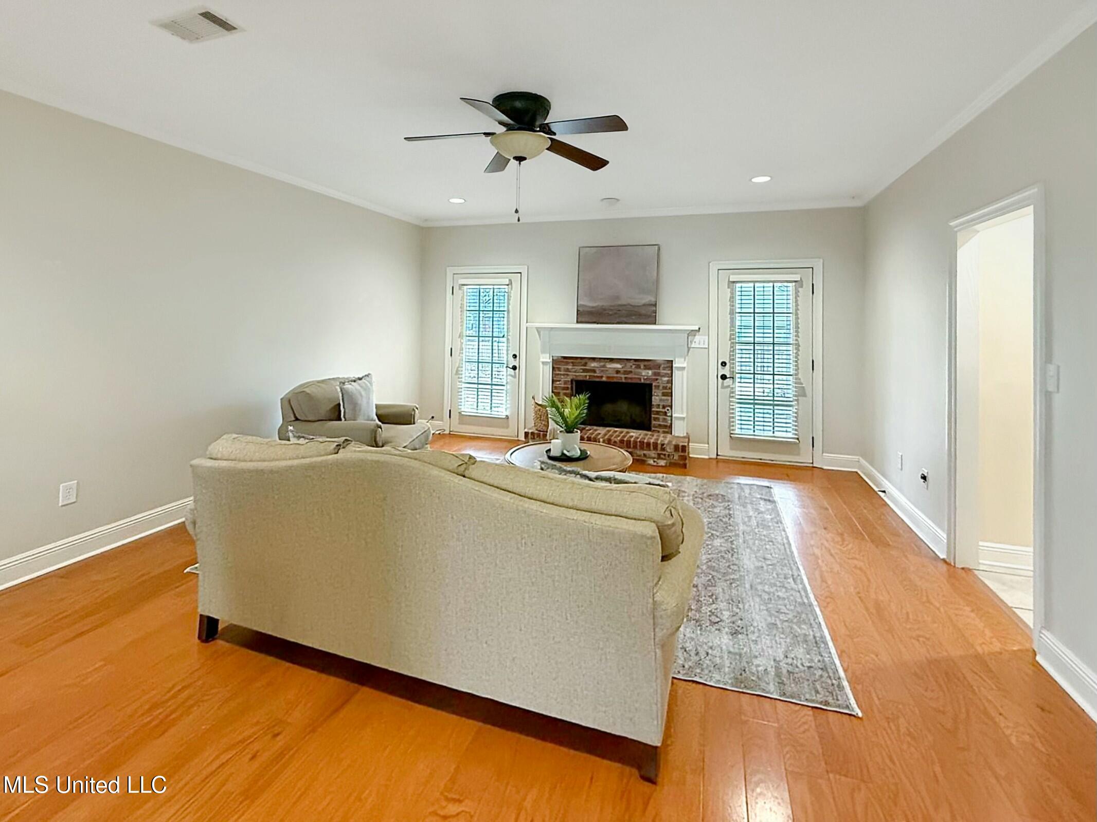 3053 Windwood Circle, Flowood, Mississippi image 8