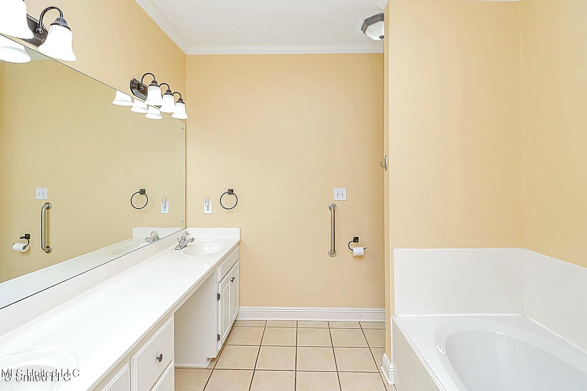3053 Windwood Circle, Flowood, Mississippi image 24