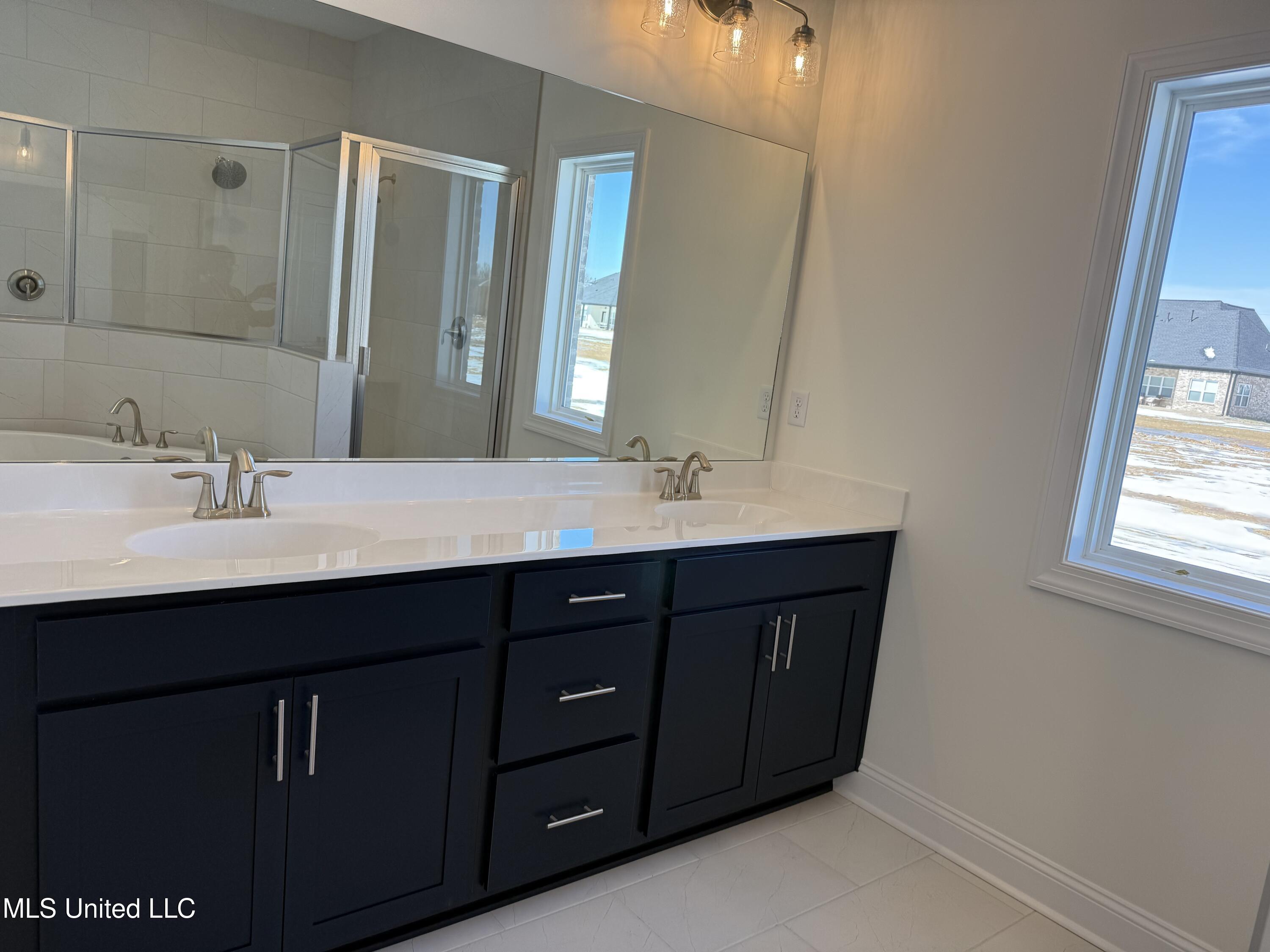 5308 Aylesbury Lane, Olive Branch, Mississippi image 7