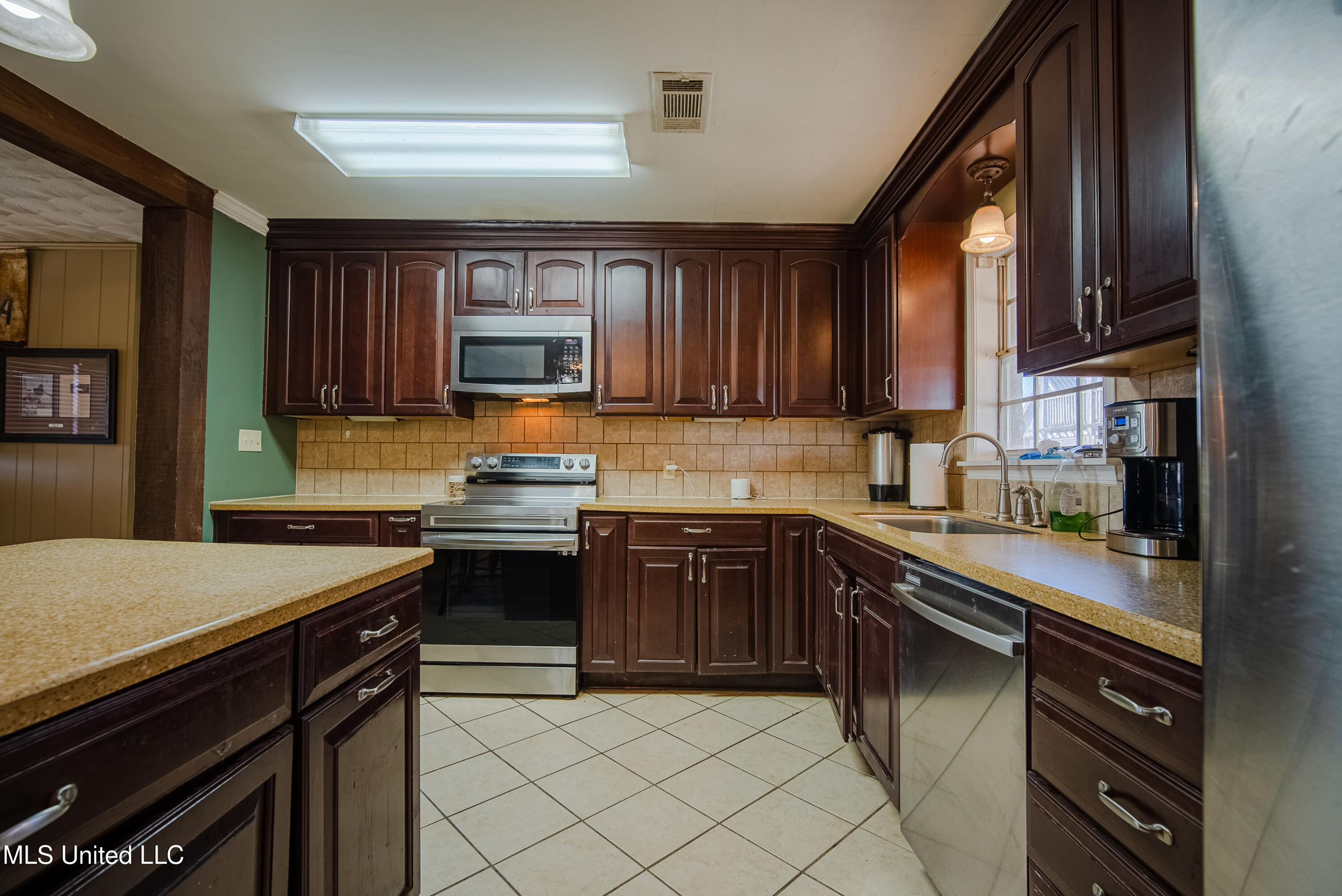 1640 Rowe Road Road, Dundee, Mississippi image 9