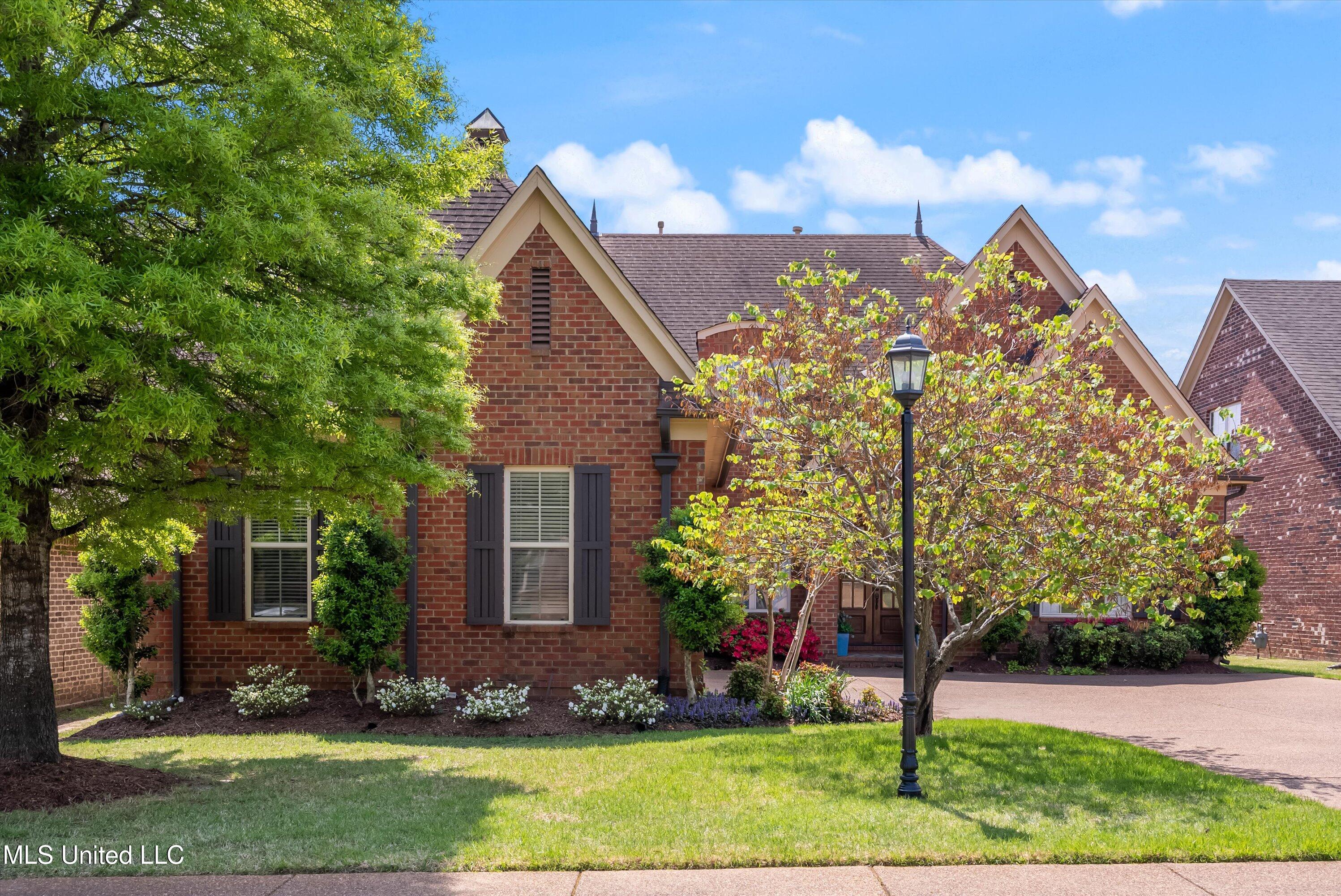 6889 N Dakota Cir, Olive Branch, Mississippi image 8
