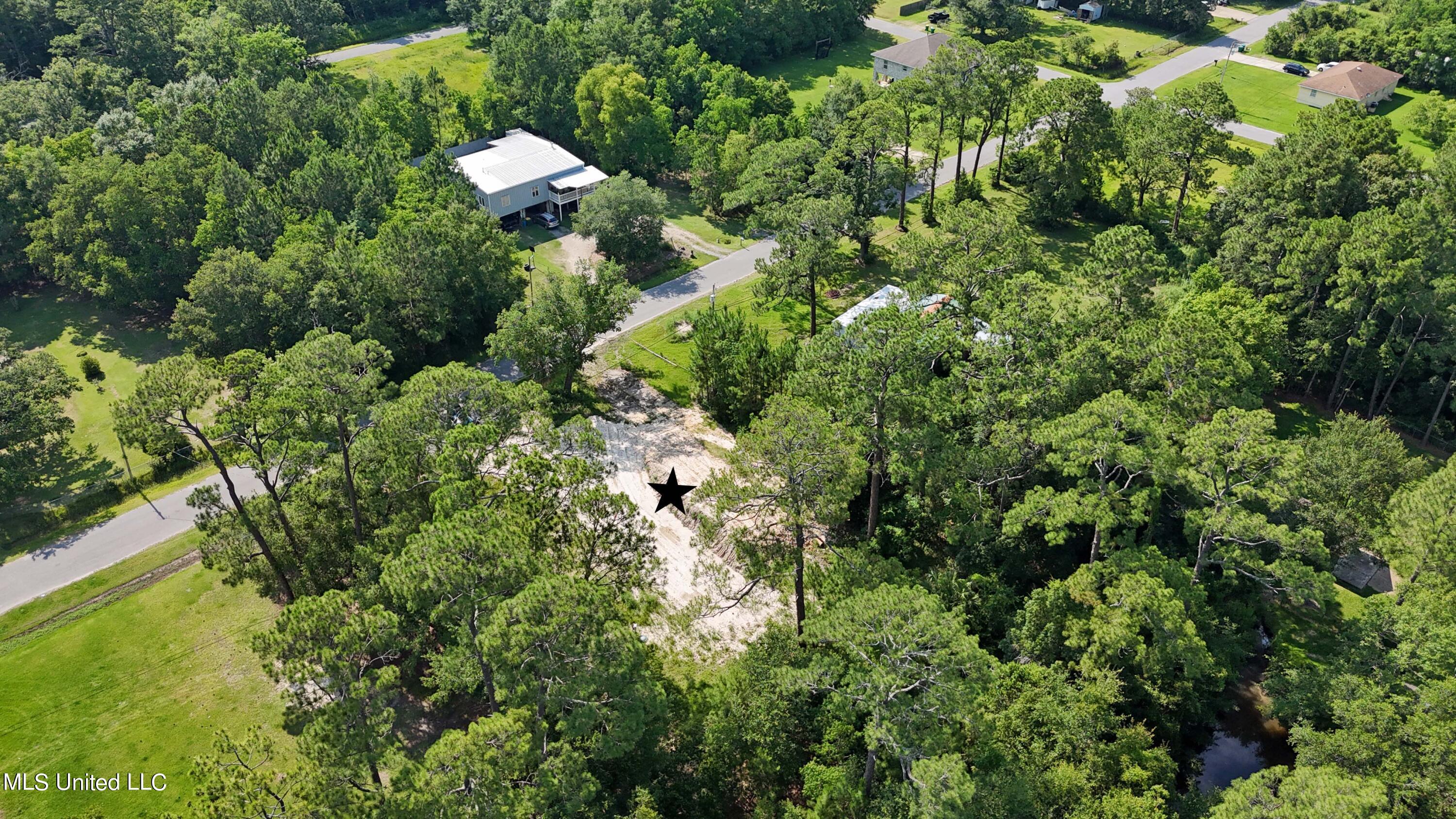 6612 Neshoba Street, Biloxi, Mississippi image 10