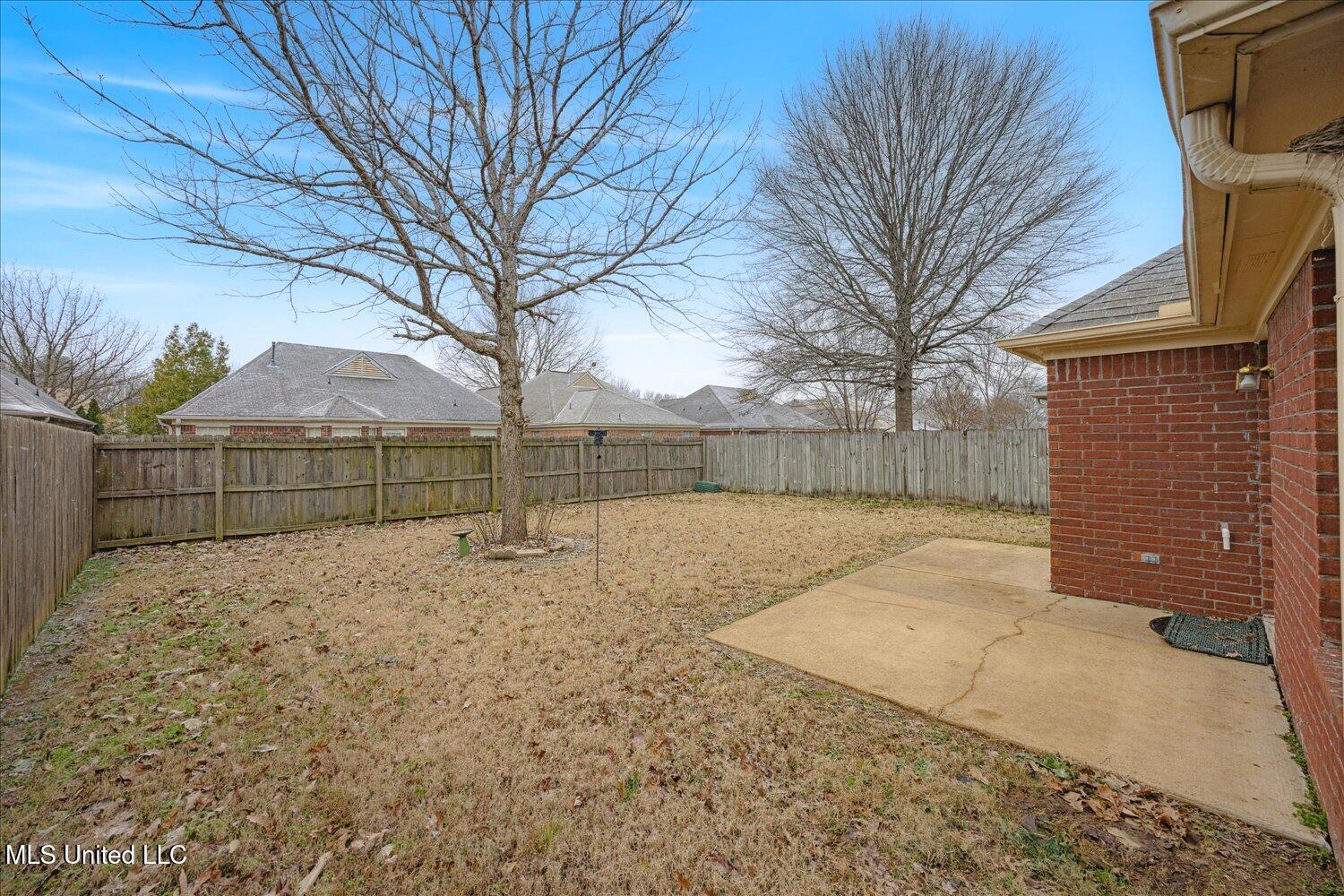 8433 Clubview Drive, Olive Branch, Mississippi image 26