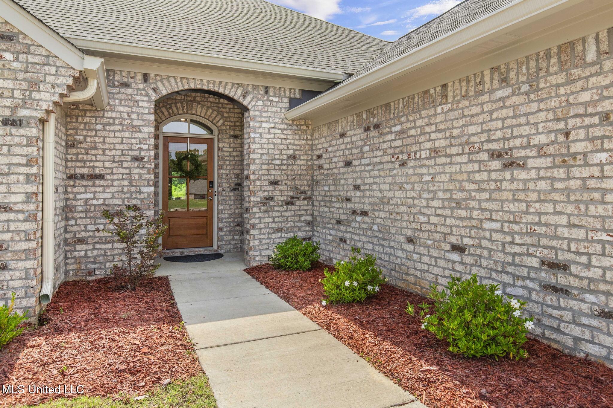123 Bailey Cove, Canton, Mississippi image 5