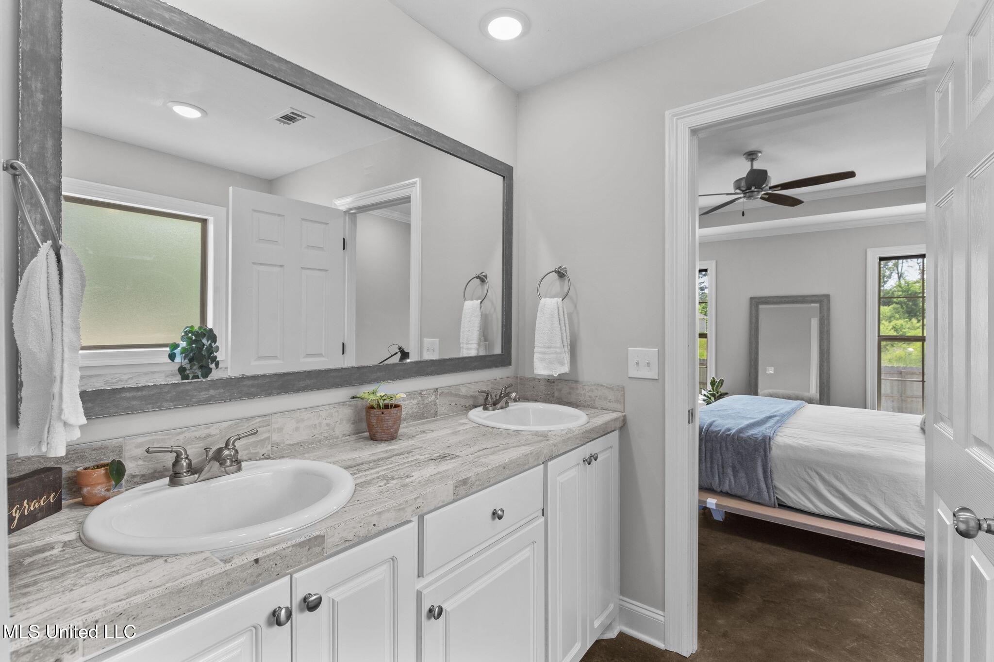 123 Bailey Cove, Canton, Mississippi image 32