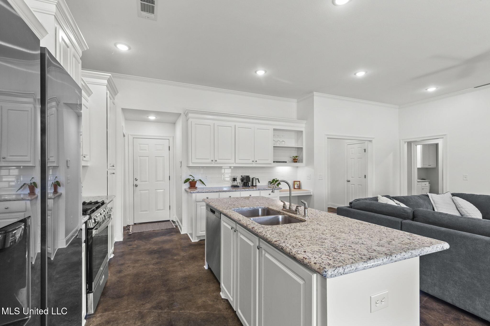 123 Bailey Cove, Canton, Mississippi image 14