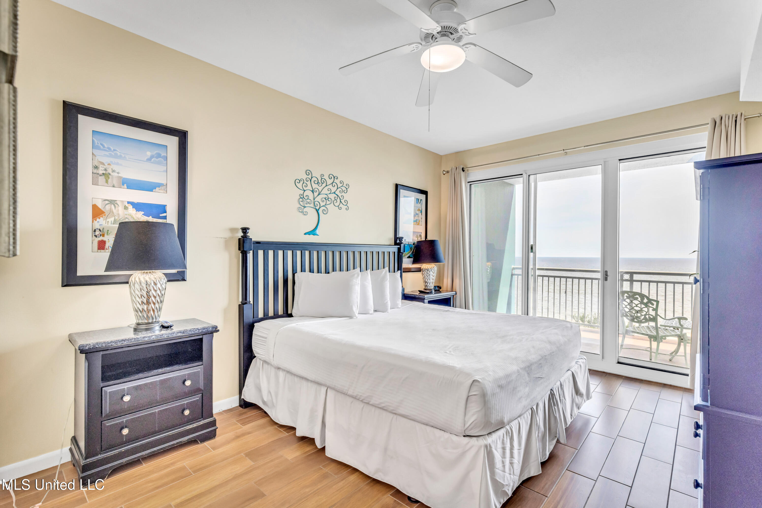 2230 Beach Drive #607, Gulfport, Mississippi image 4