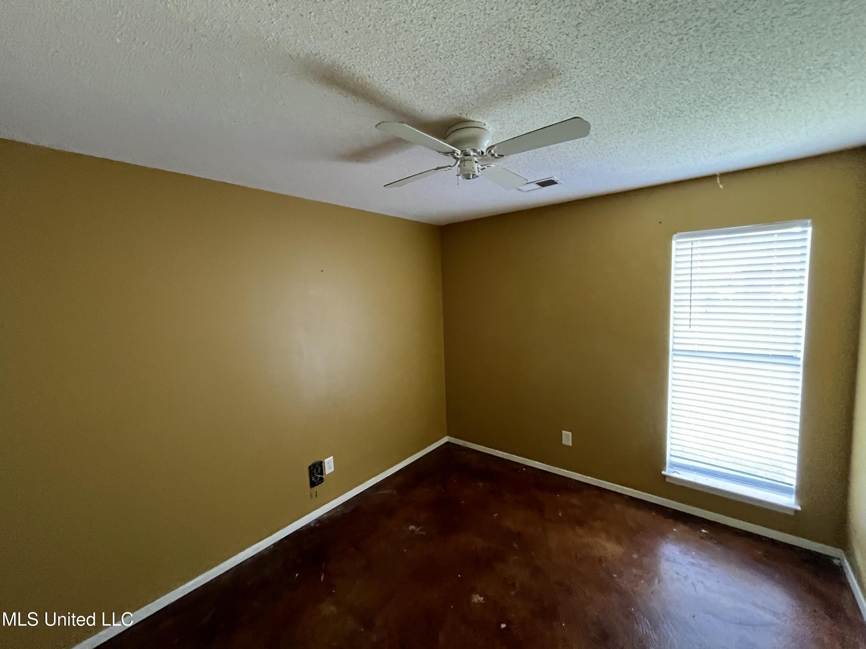 3840 Heathcliff Drive, Horn Lake, Mississippi image 11
