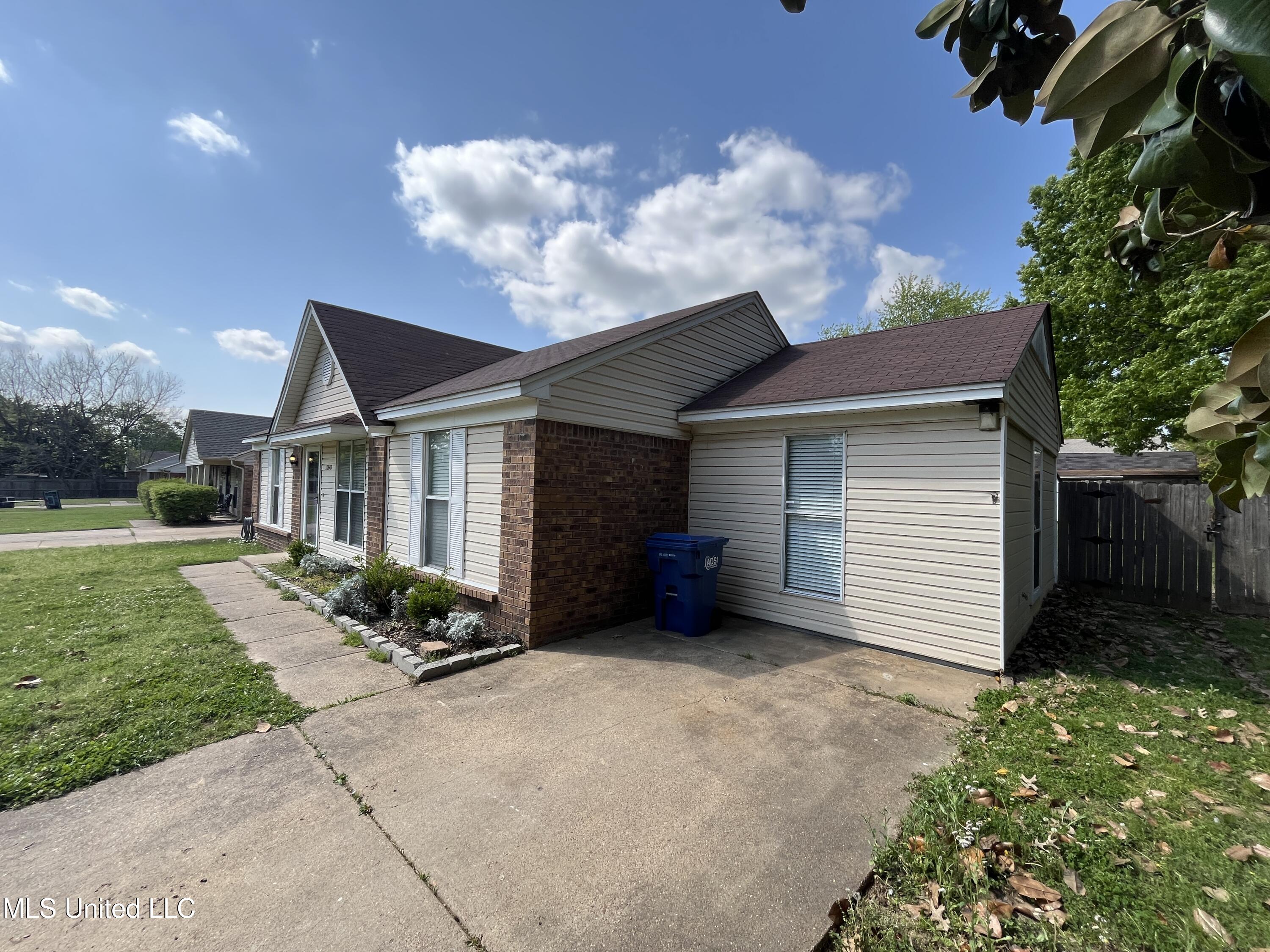3840 Heathcliff Drive, Horn Lake, Mississippi image 3