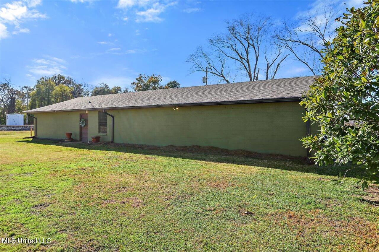 9081 Smith Station Road, Edwards, Mississippi image 3