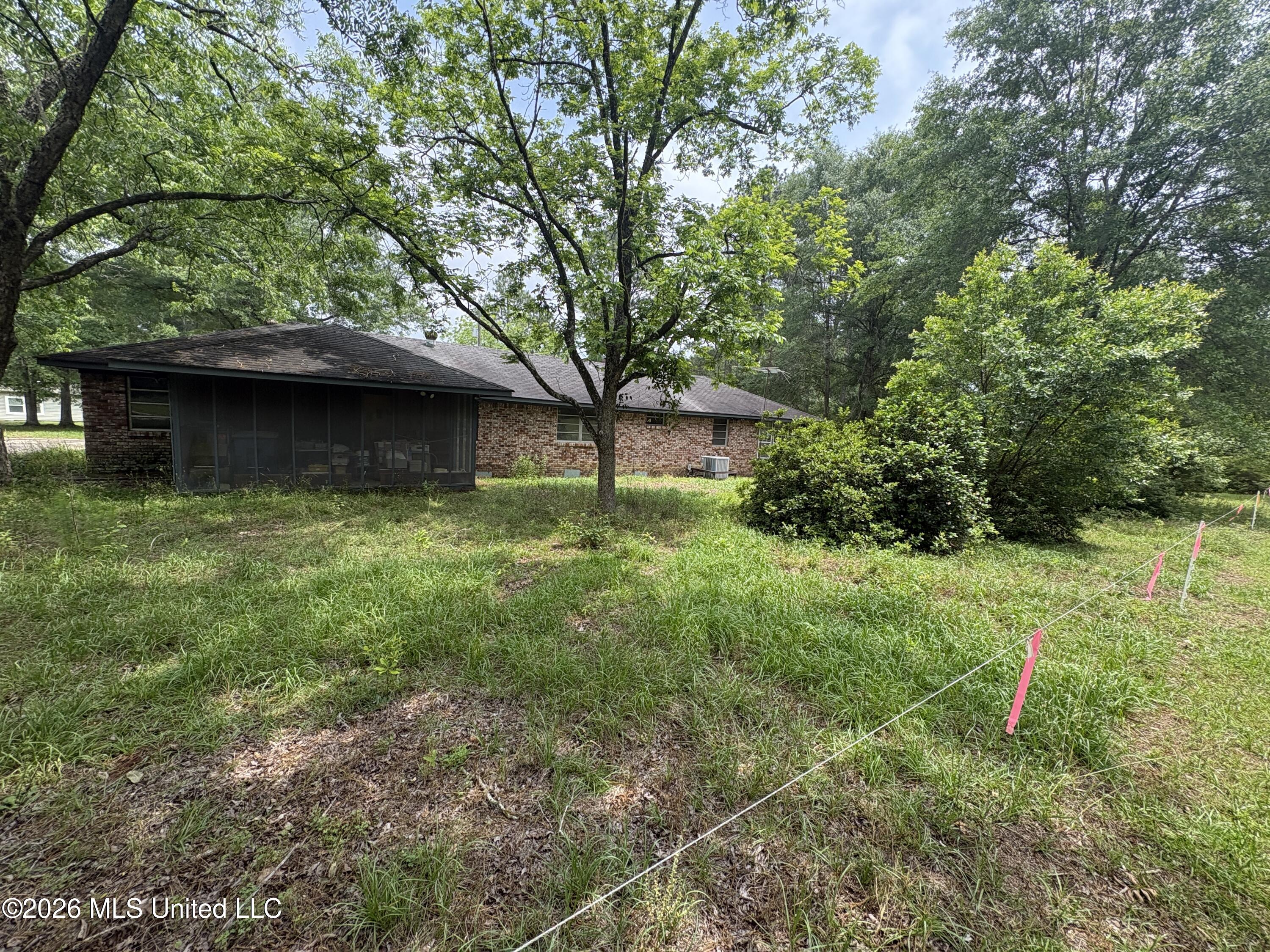 2215 Brushy Creek Road