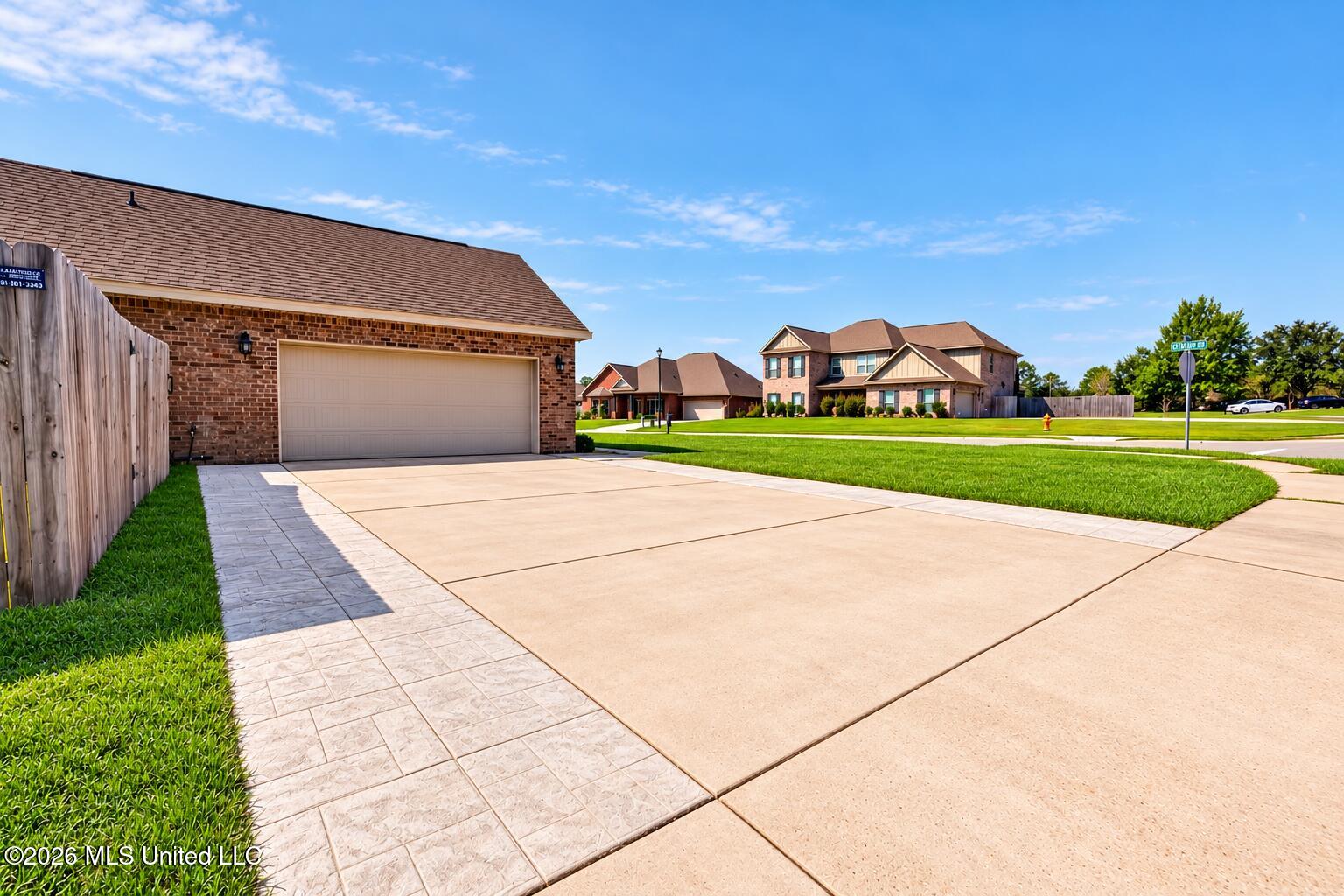 13438 Mayfair Lane - Photo 2