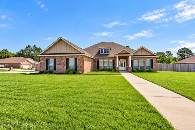 13438 Mayfair Lane