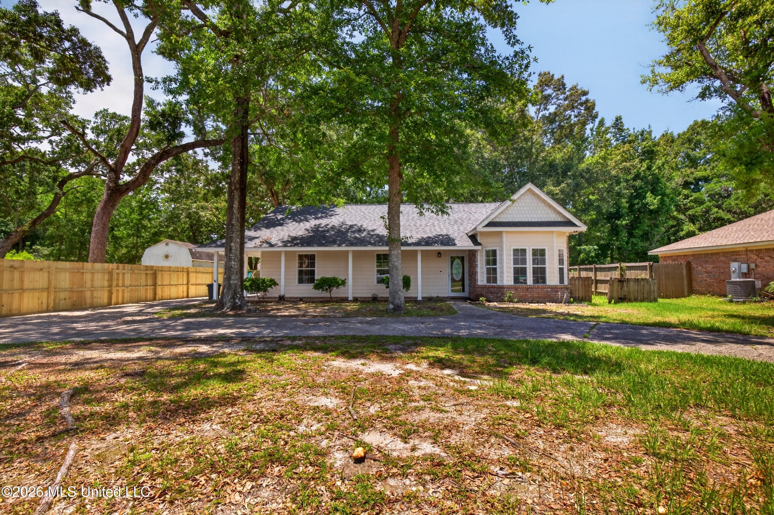 2621 Beachview Drive