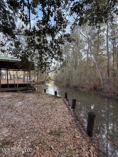 2498 Bayou Oaks Street, Gautier, Mississippi image 2