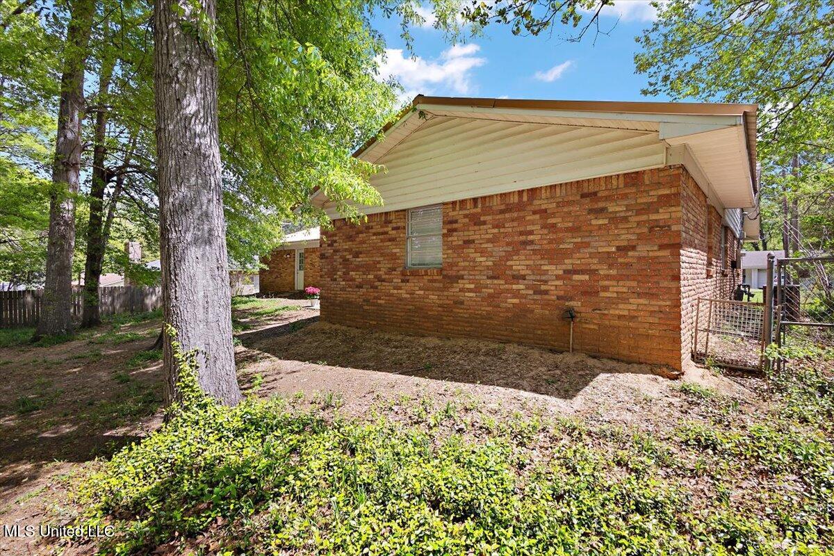 908 Live Oak Drive, Clinton, Mississippi image 25