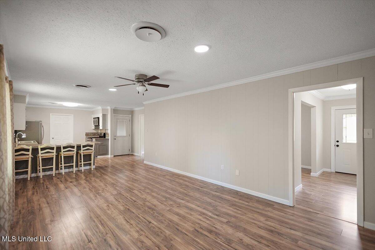 908 Live Oak Drive, Clinton, Mississippi image 9