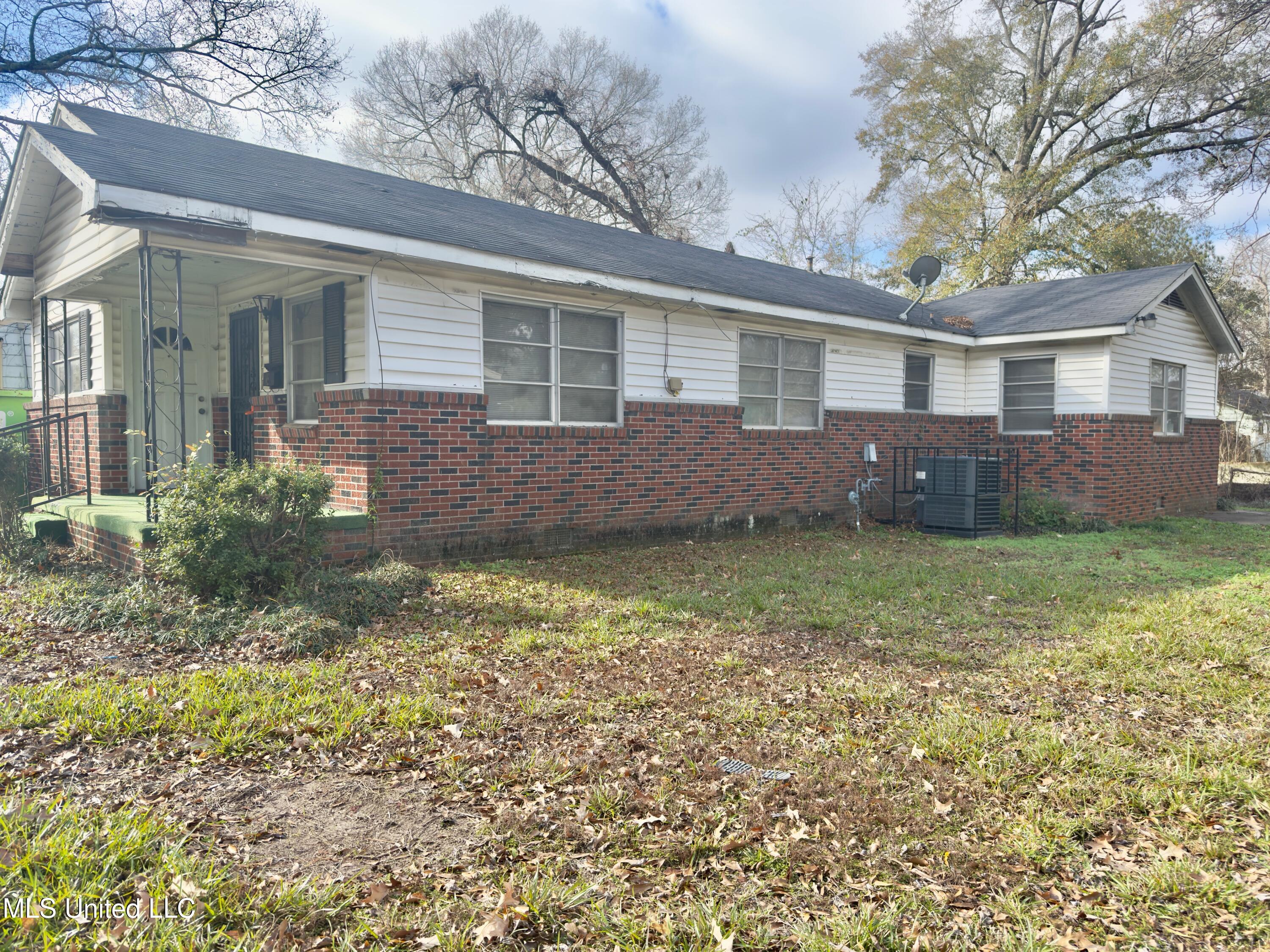 2161 Ludlow Avenue, Jackson, Mississippi image 1