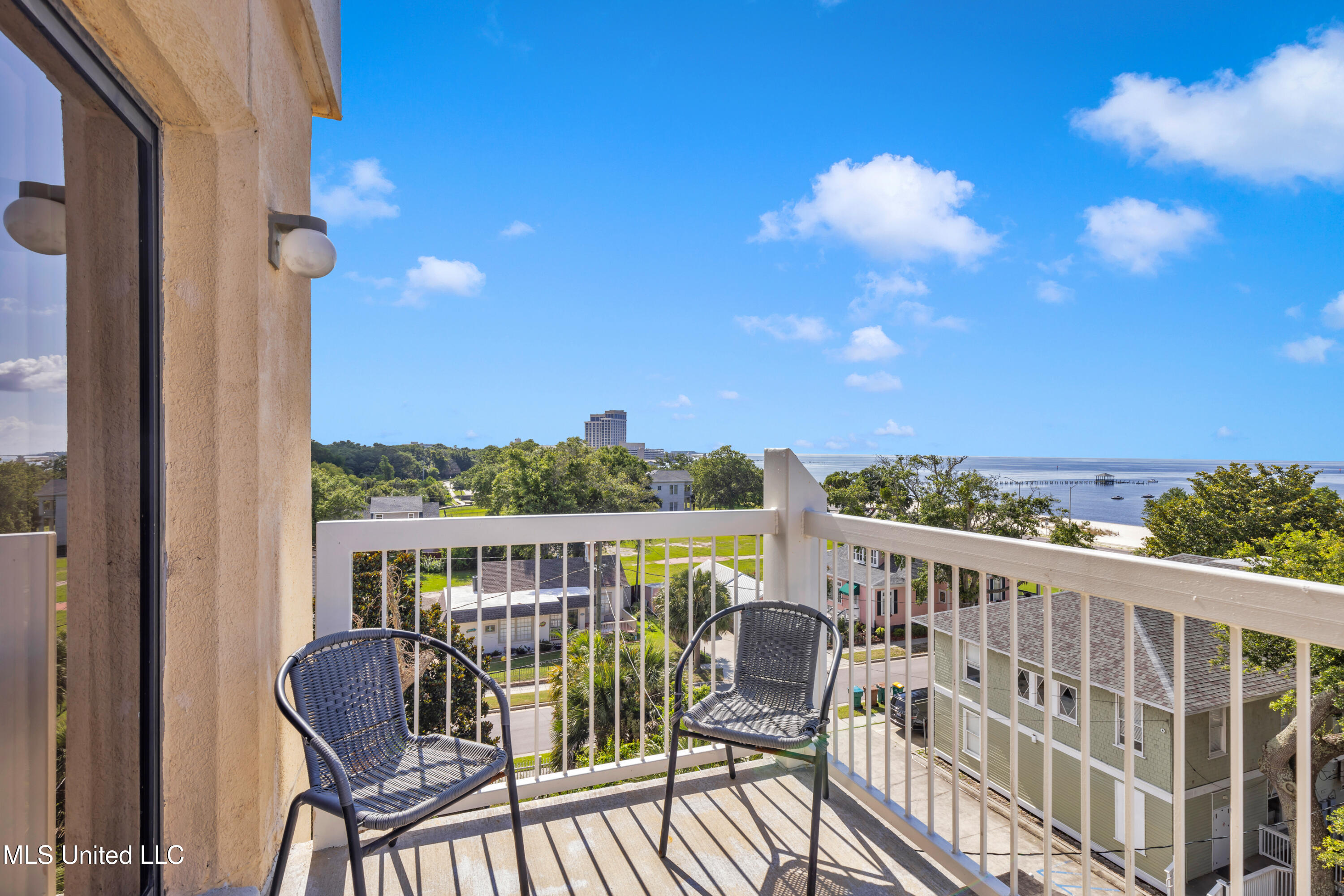1130 Beach Boulevard #503, Biloxi, Mississippi image 41