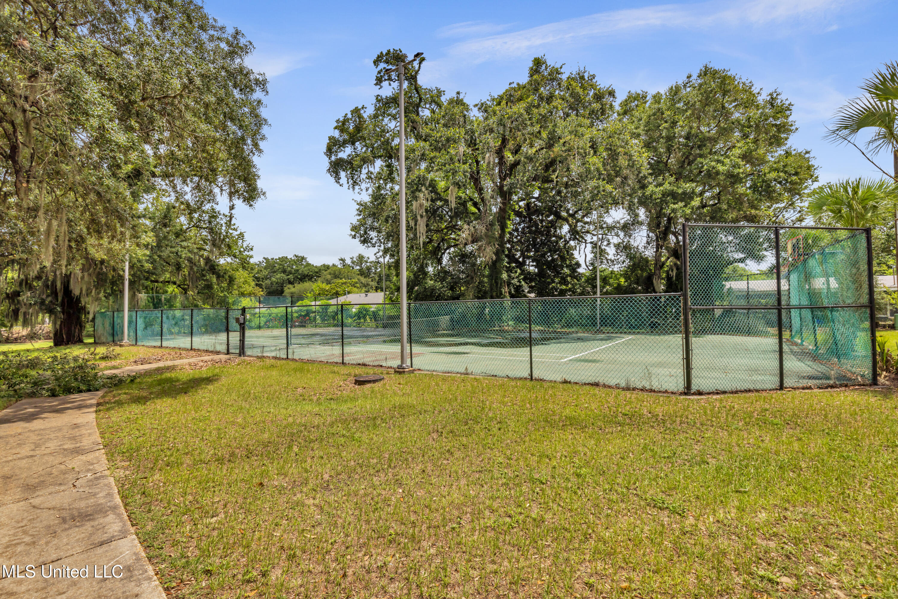 1130 Beach Boulevard #503, Biloxi, Mississippi image 15