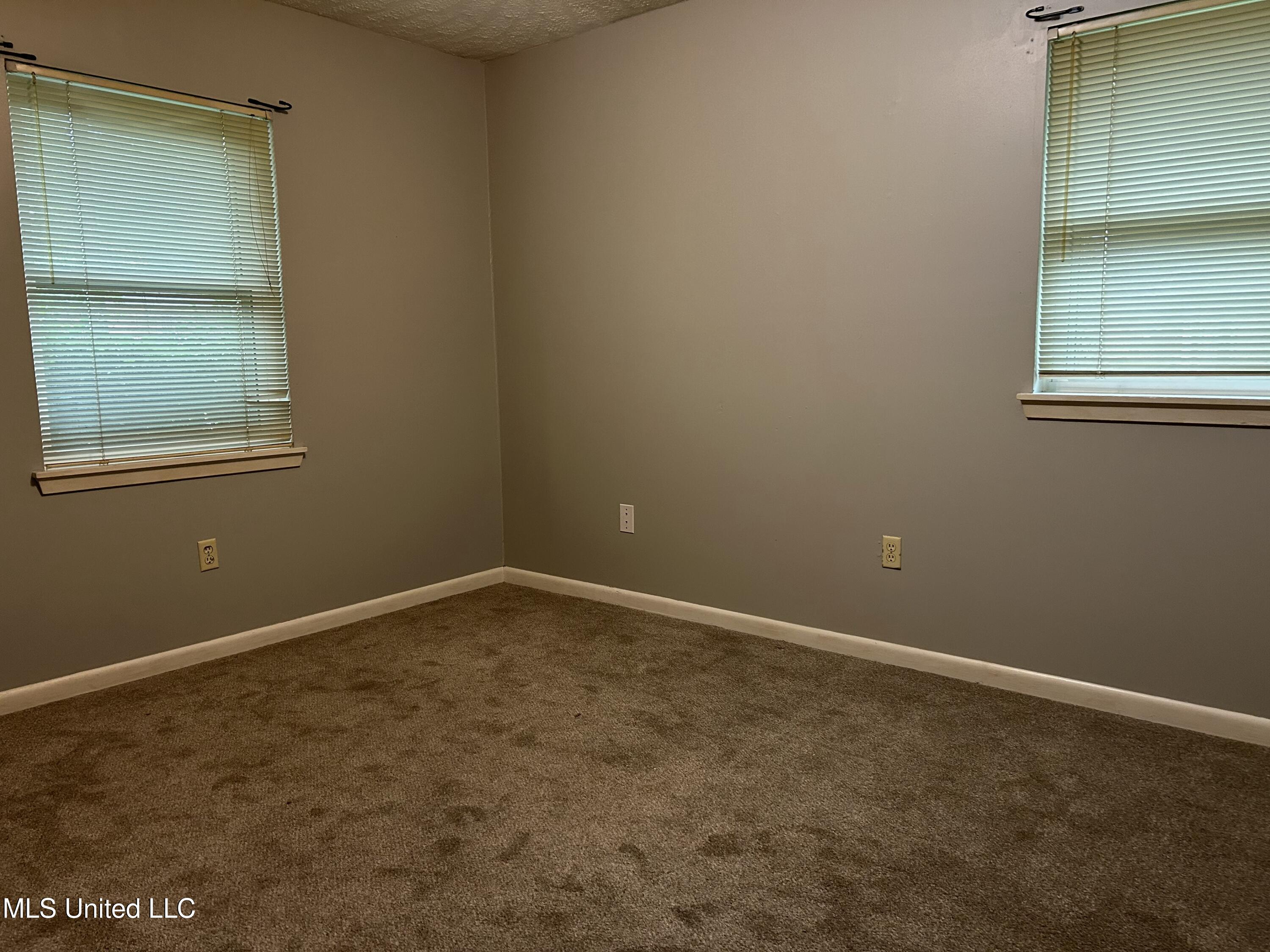 1260 Greenbriar Street, Jackson, Mississippi image 12